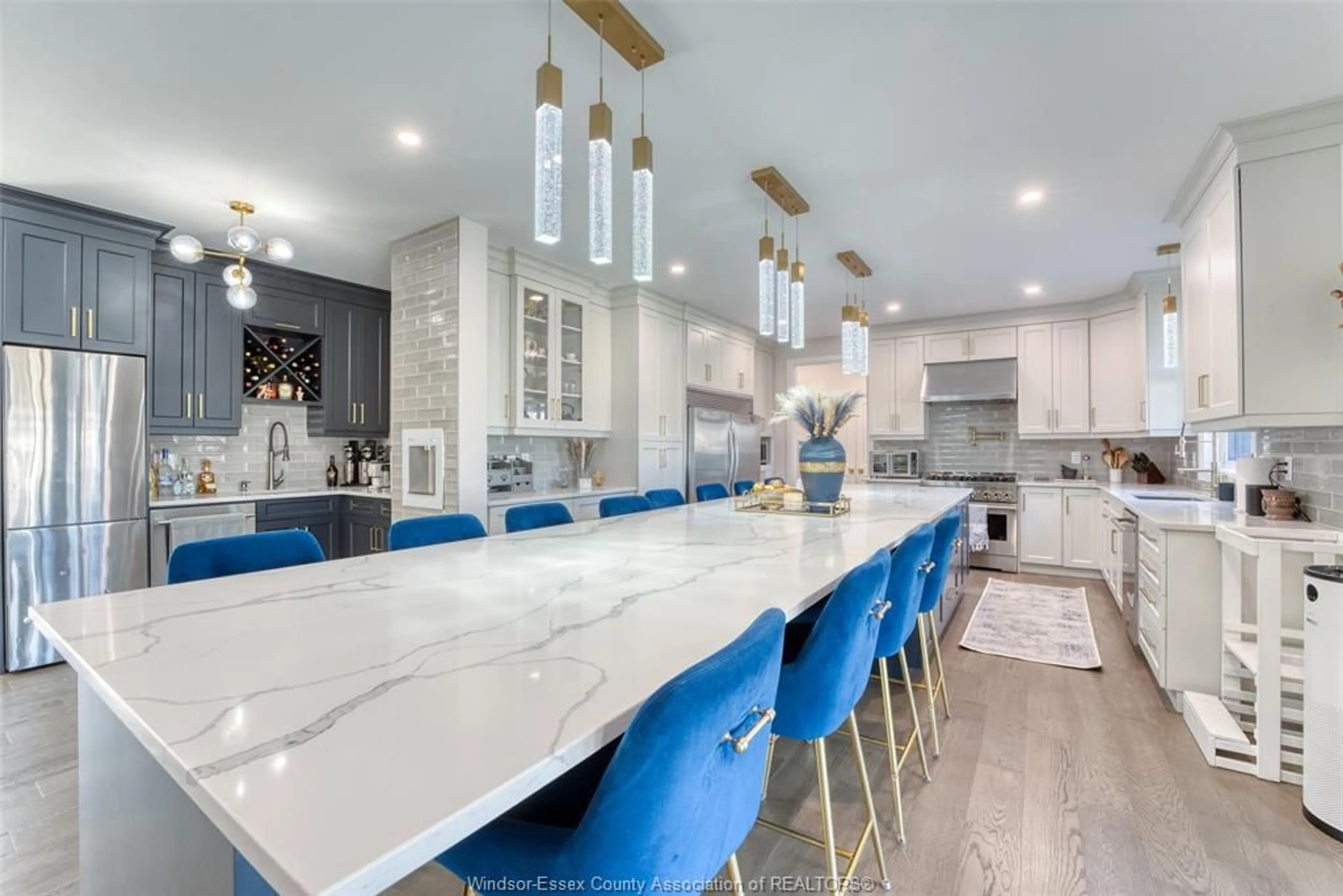 Open concept kitchen, ceramic/tile floor for 6275 DISPUTED Rd, LaSalle Ontario N9H 1X6