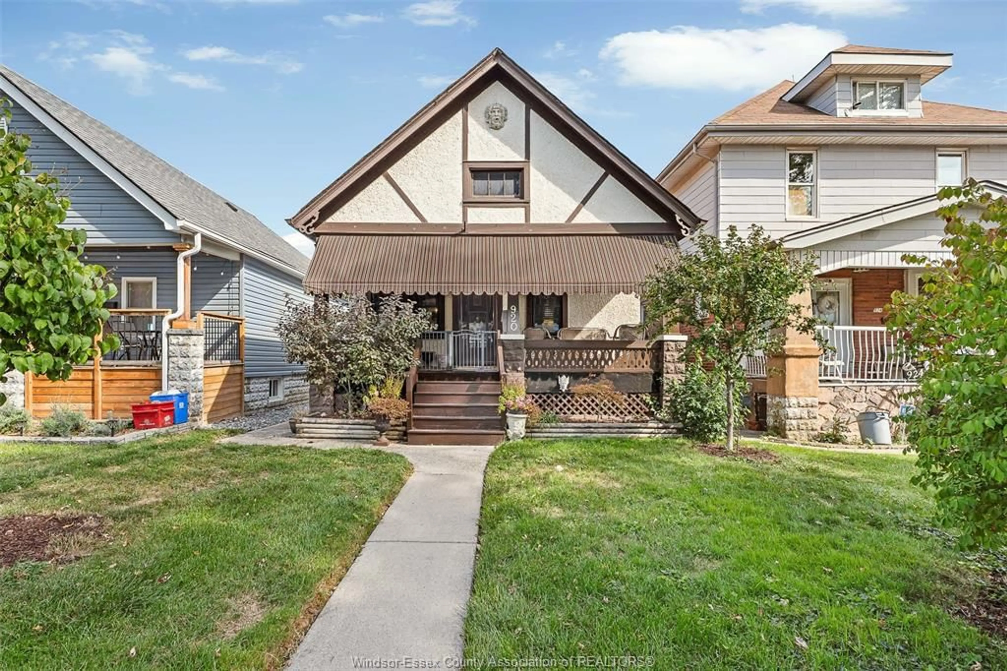 Unknown for 920 MOY Ave, Windsor Ontario N9A 2P1