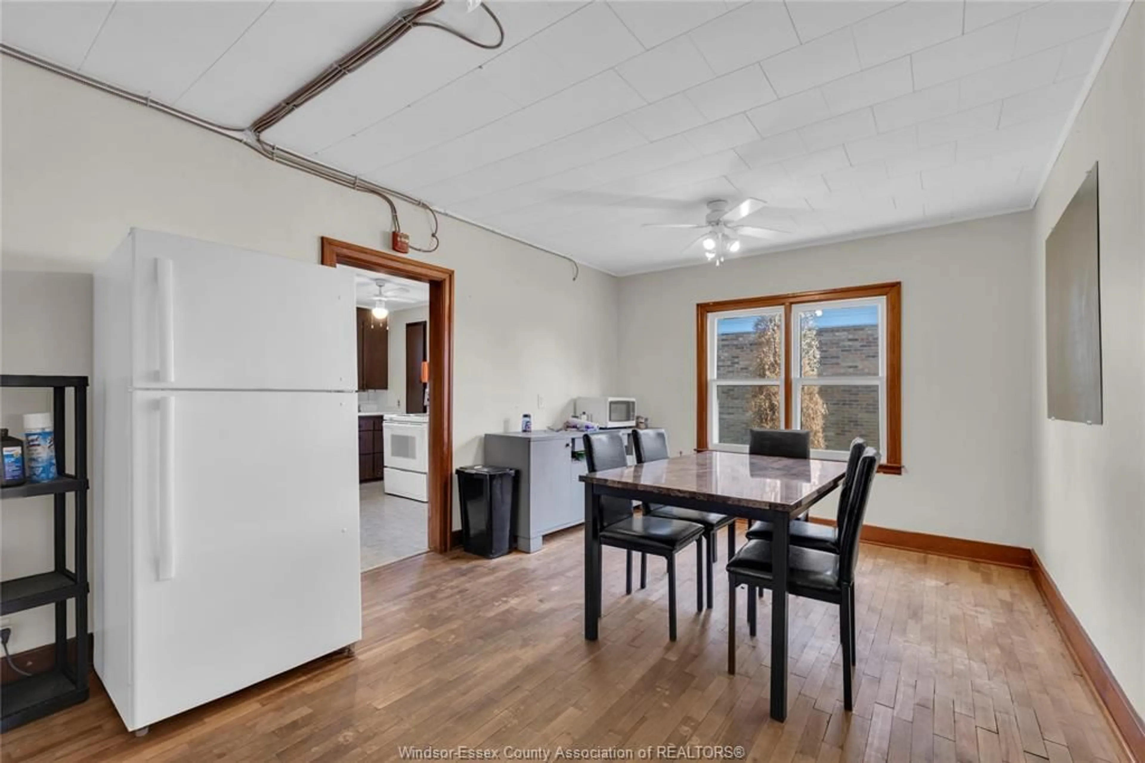 Dining room, wood/laminate floor for 17 BUCHANAN St, Wheatley Ontario N0P 2P0