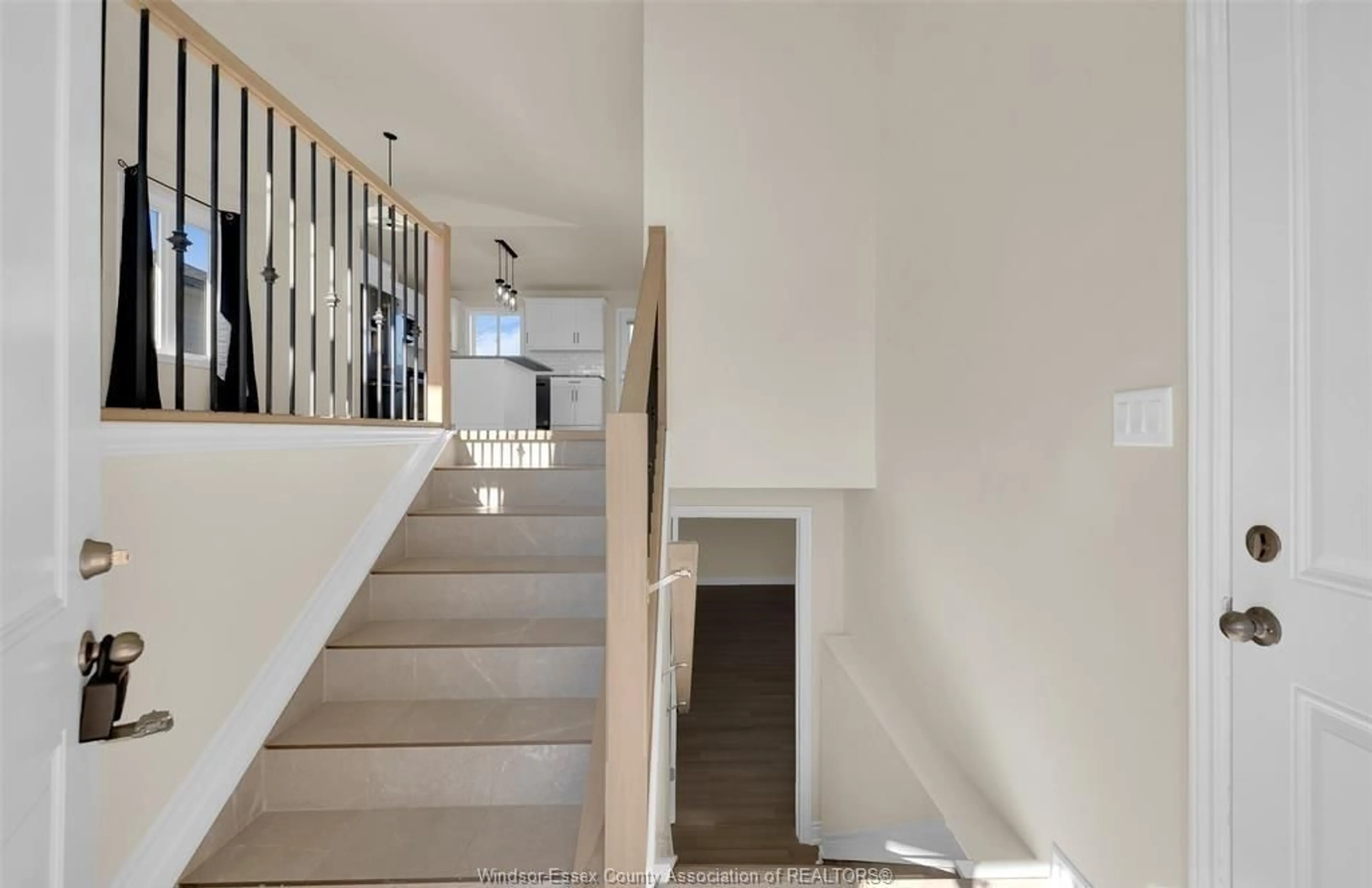 Stairs for 1183 ASPEN RIDGE Cres, Lakeshore Ontario N0R 1A0