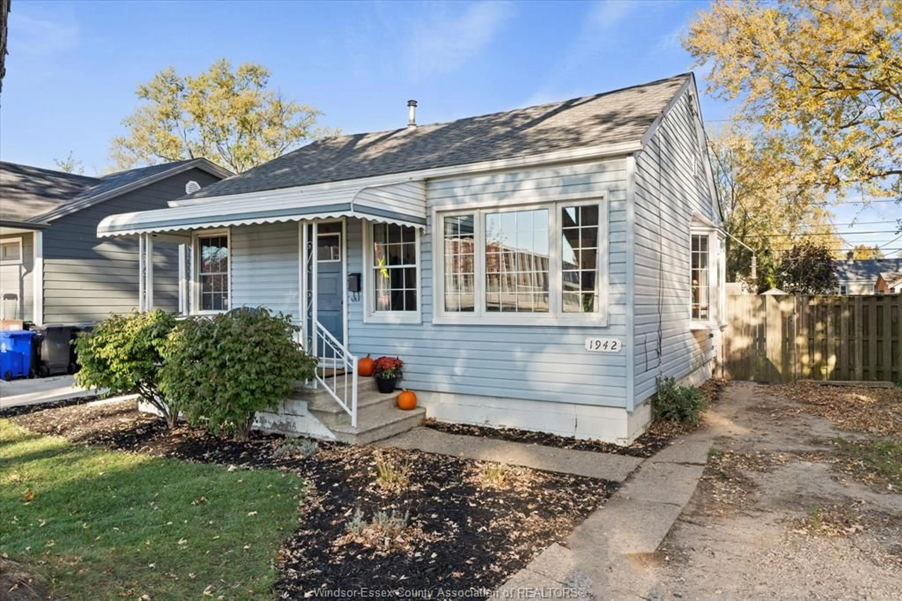 Home with vinyl exterior material, street for 1942 BERNARD, Windsor Ontario N8W 4R5