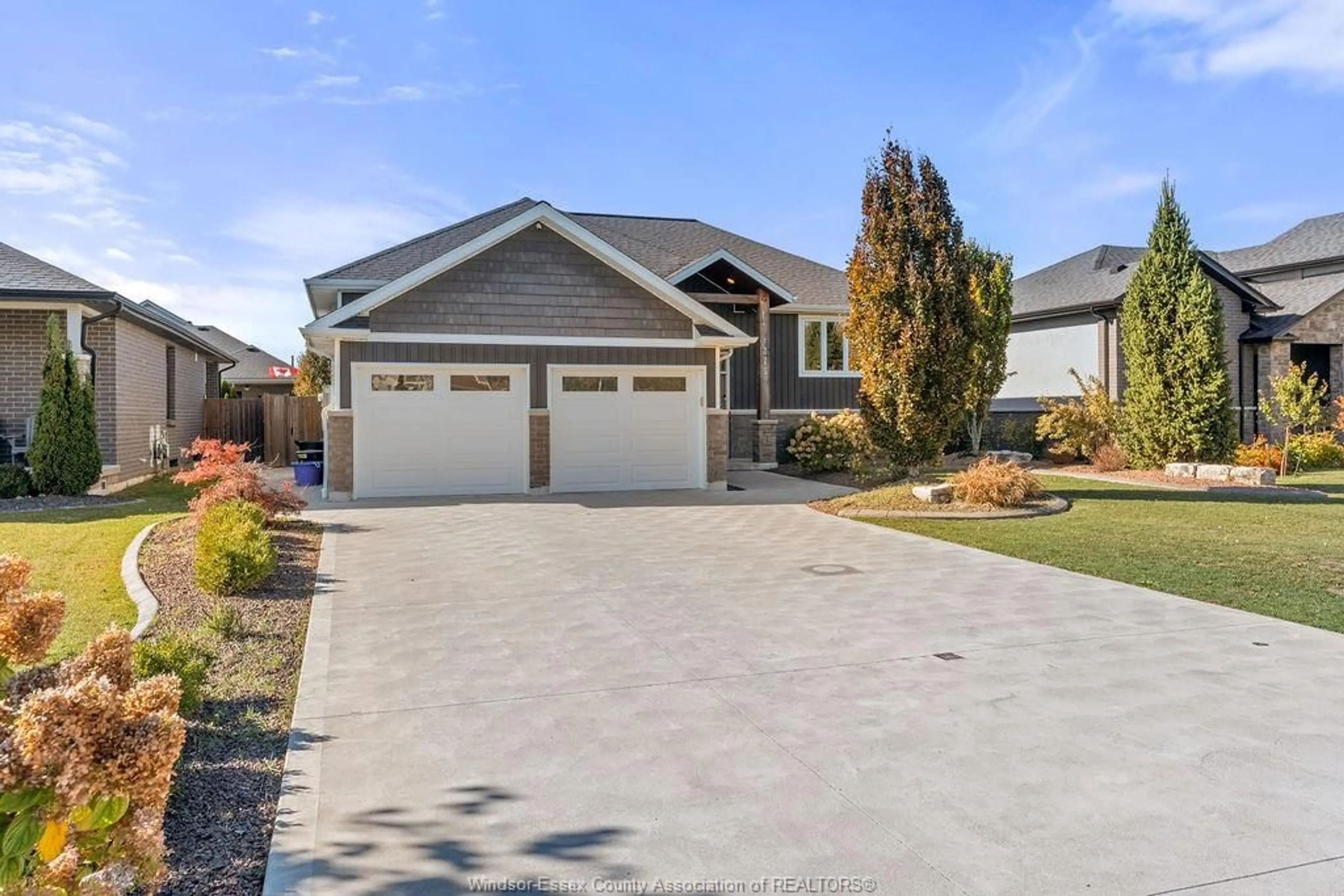 Home with vinyl exterior material, street for 375 COUNTY RD 2, Belle River Ontario N0R 1A0