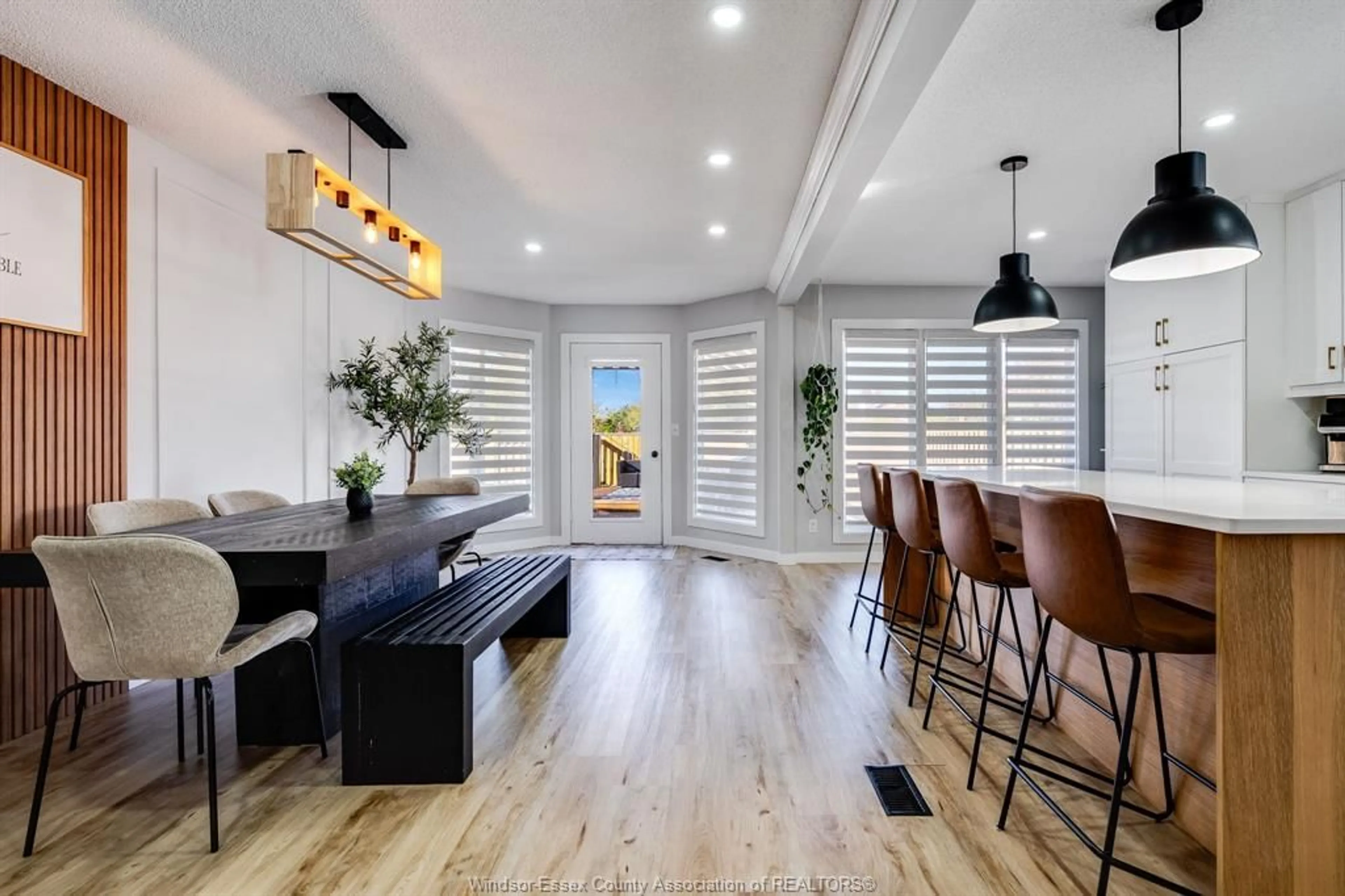 Open concept kitchen, unknown for 18 William Ave, Kingsville Ontario N9Y 3T2