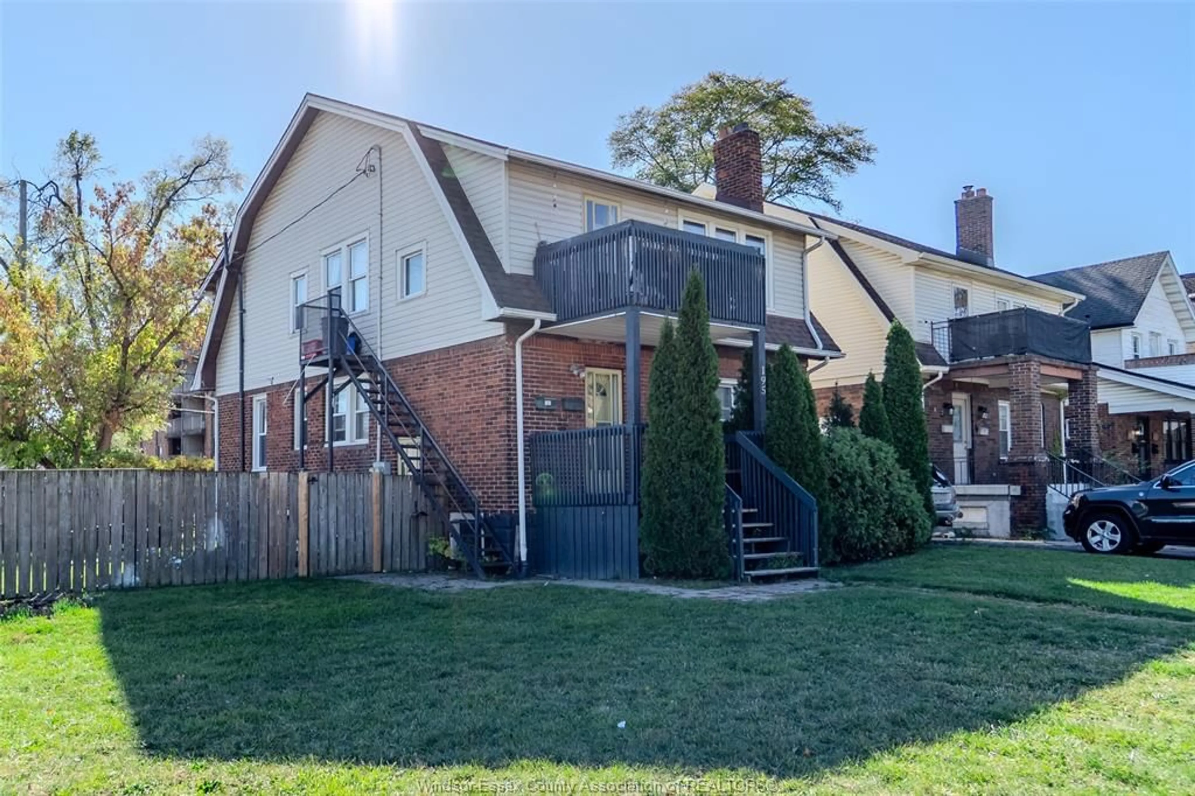 A pic from outside/outdoor area/front of a property/back of a property/a pic from drone, street for 195-97 Hanna St, Windsor Ontario N8X 2N3