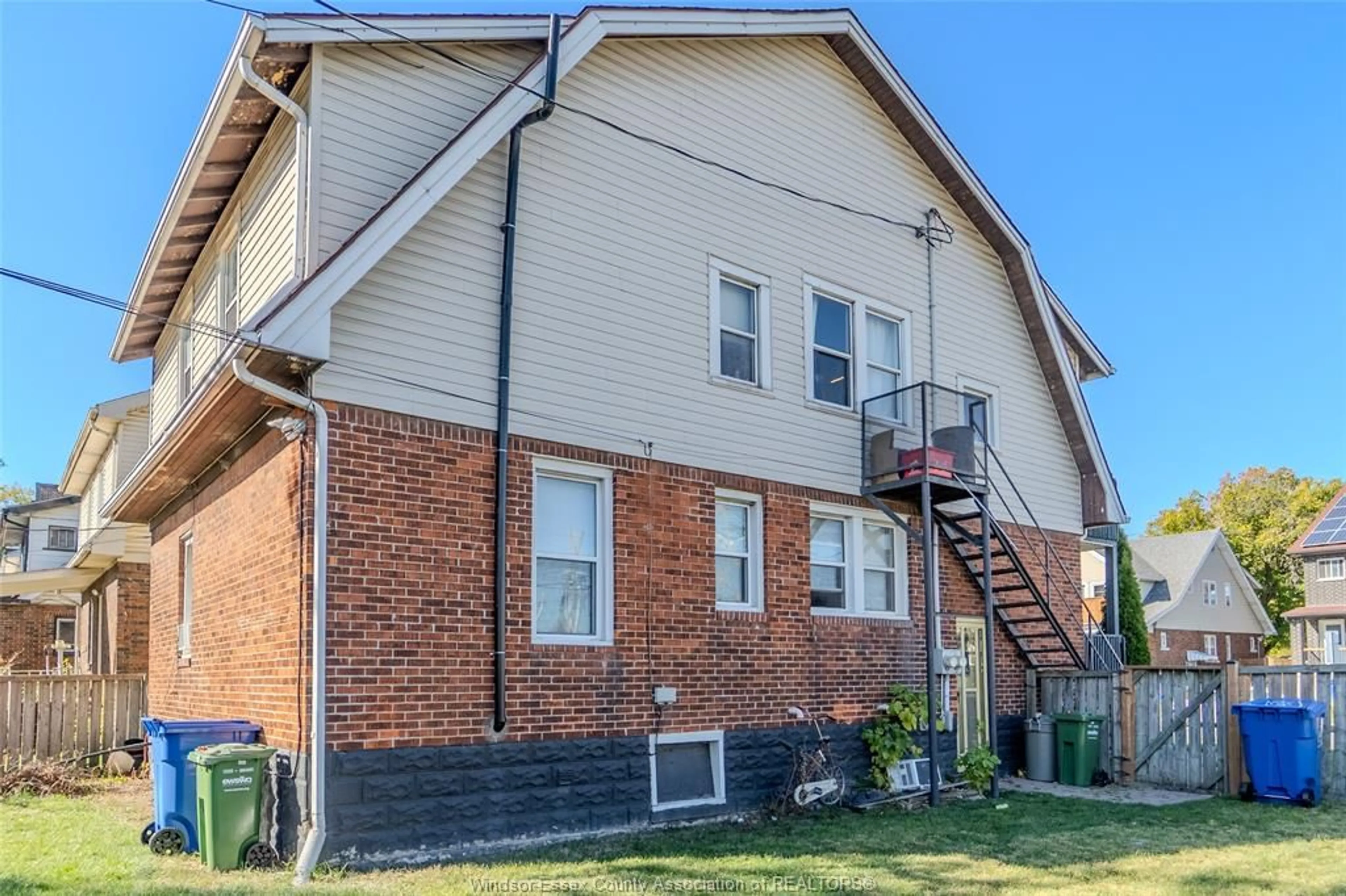 Home with brick exterior material, street for 195-97 Hanna St, Windsor Ontario N8X 2N3