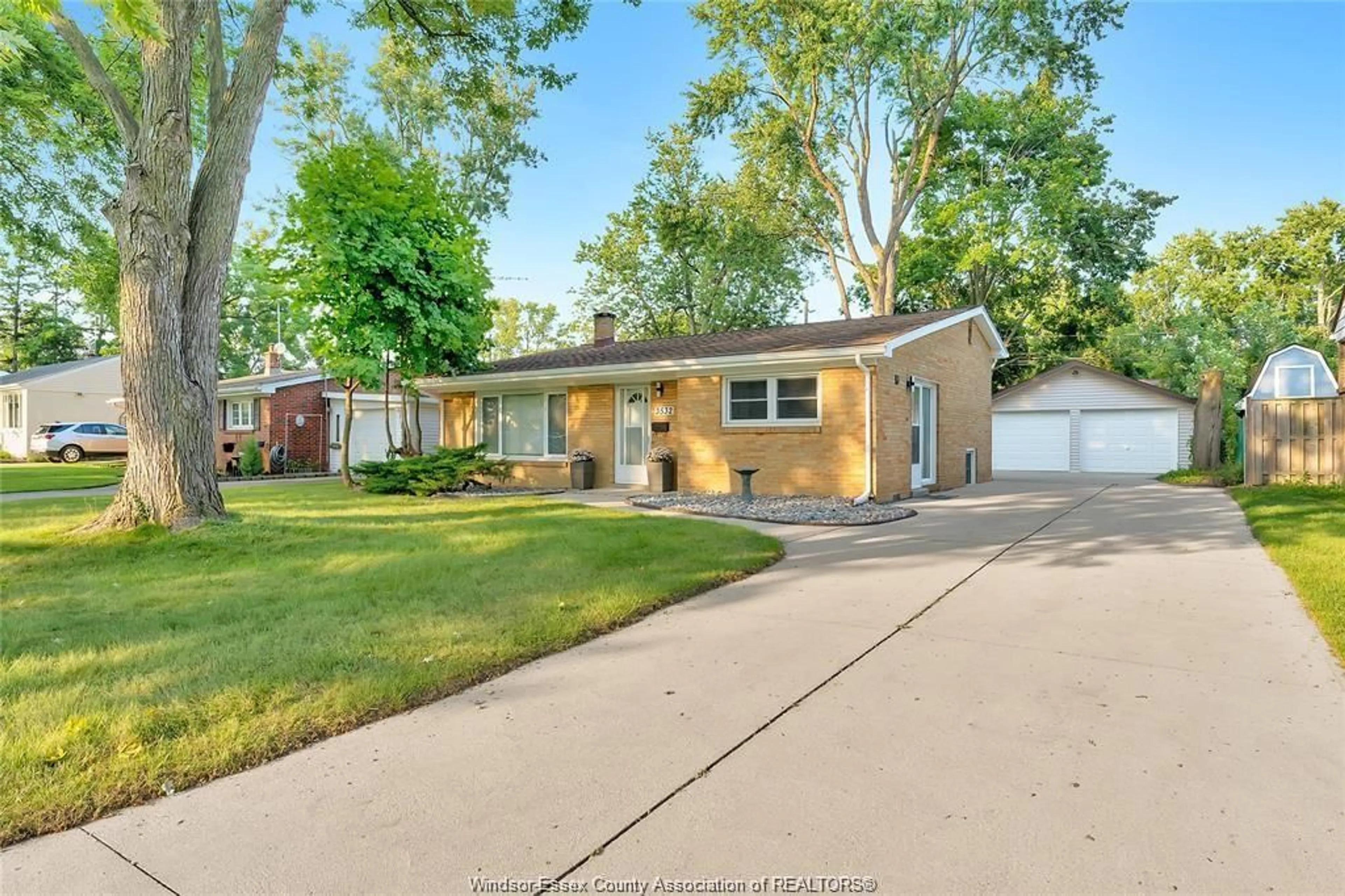 Unknown for 3532 VIRGINIA PARK, Windsor Ontario N9E 2C5