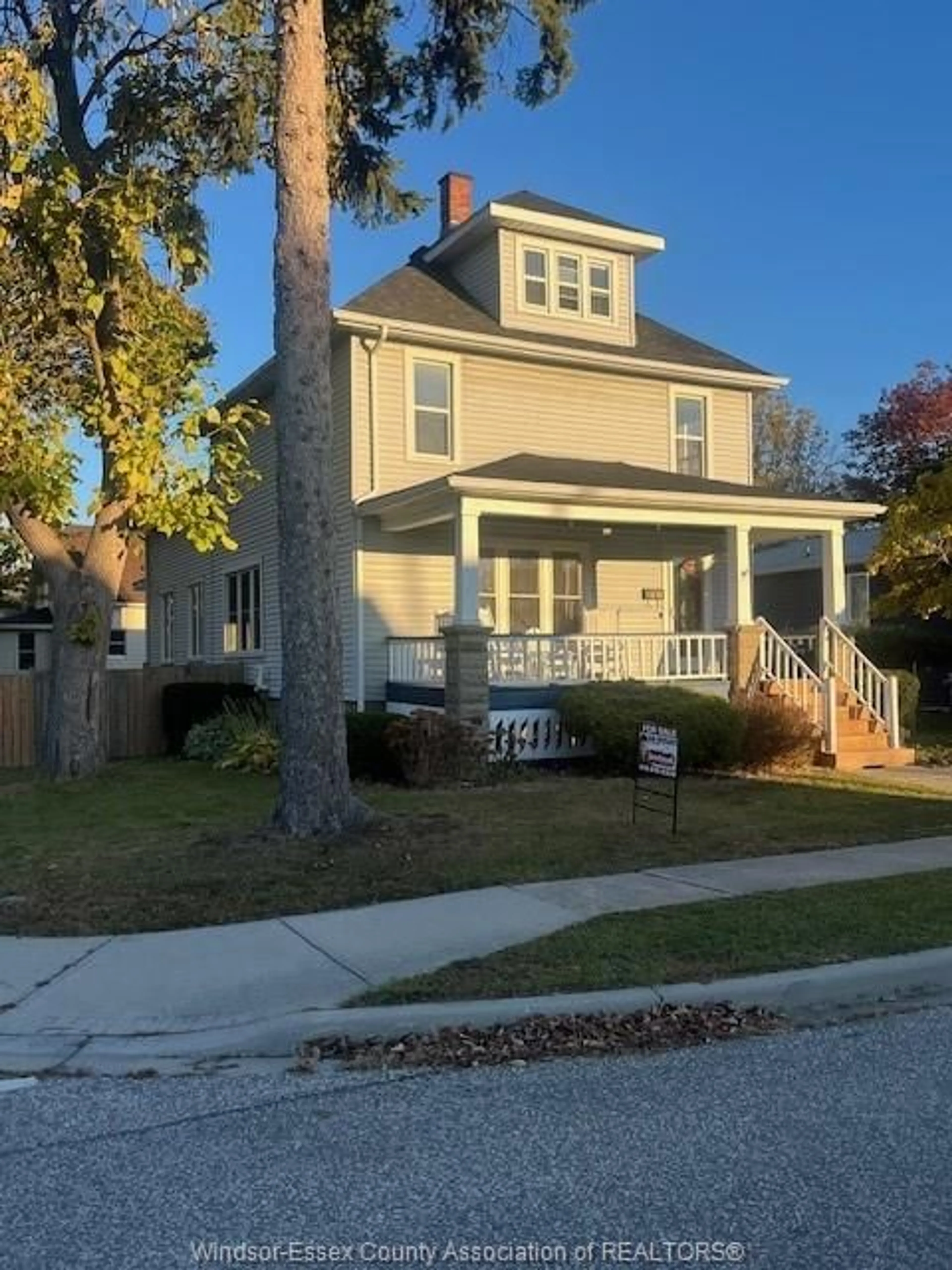 Unknown for 21 WELLINGTON, Essex Ontario N8M 1W8