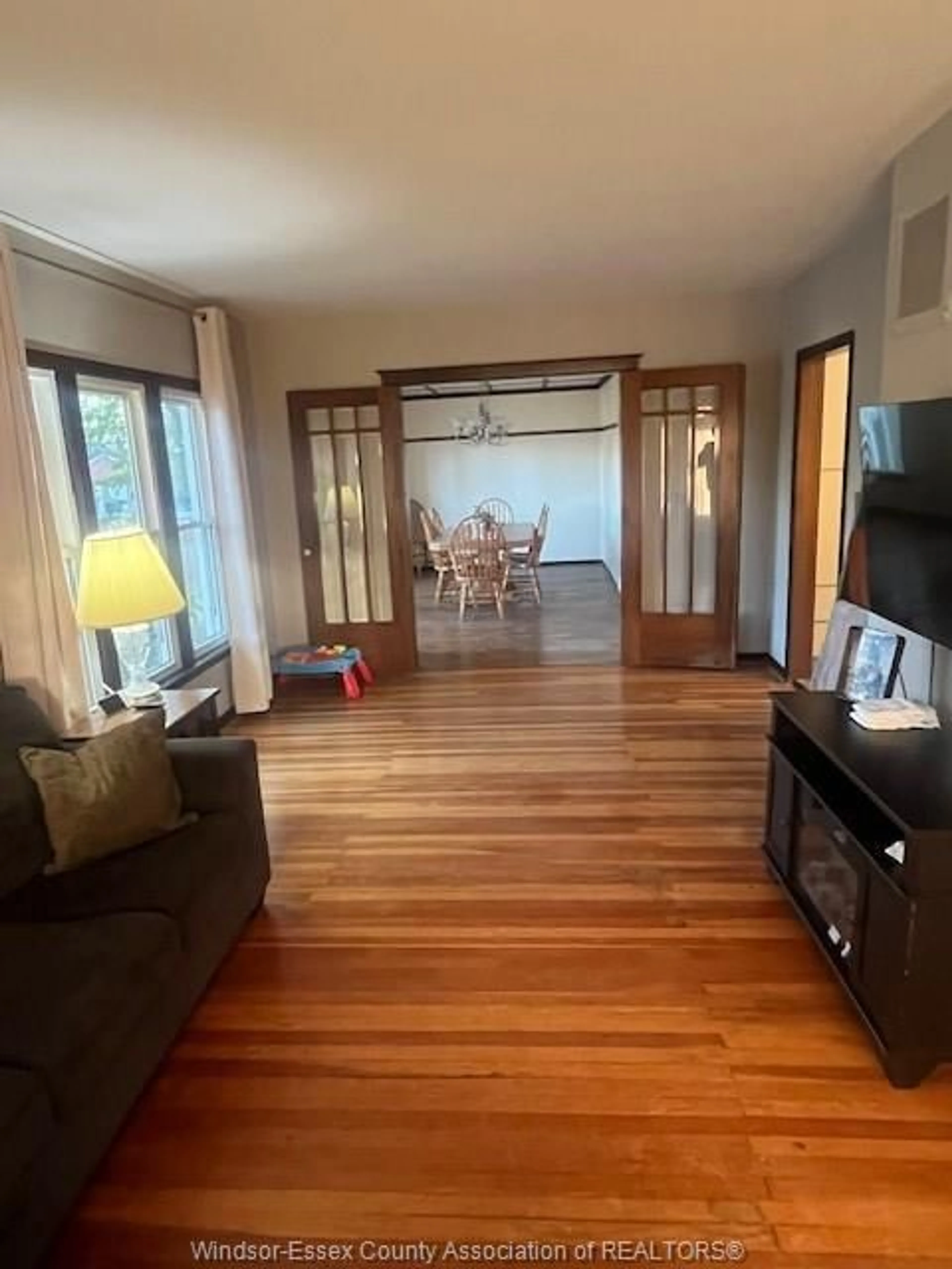 A pic of a room for 21 WELLINGTON, Essex Ontario N8M 1W8