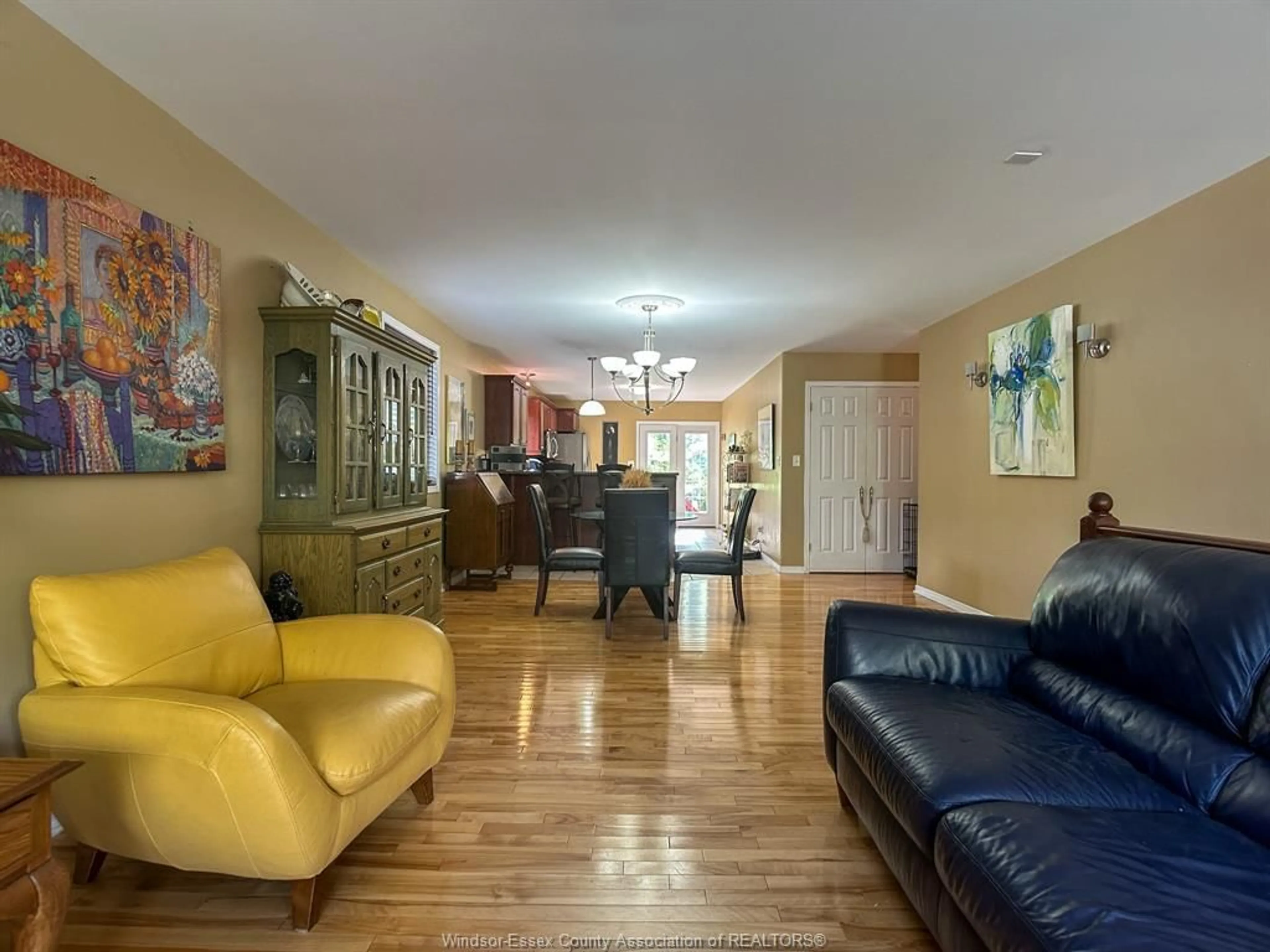 Living room with furniture, unknown for 1353 ARMANDA, Windsor Ontario N9C 3W8