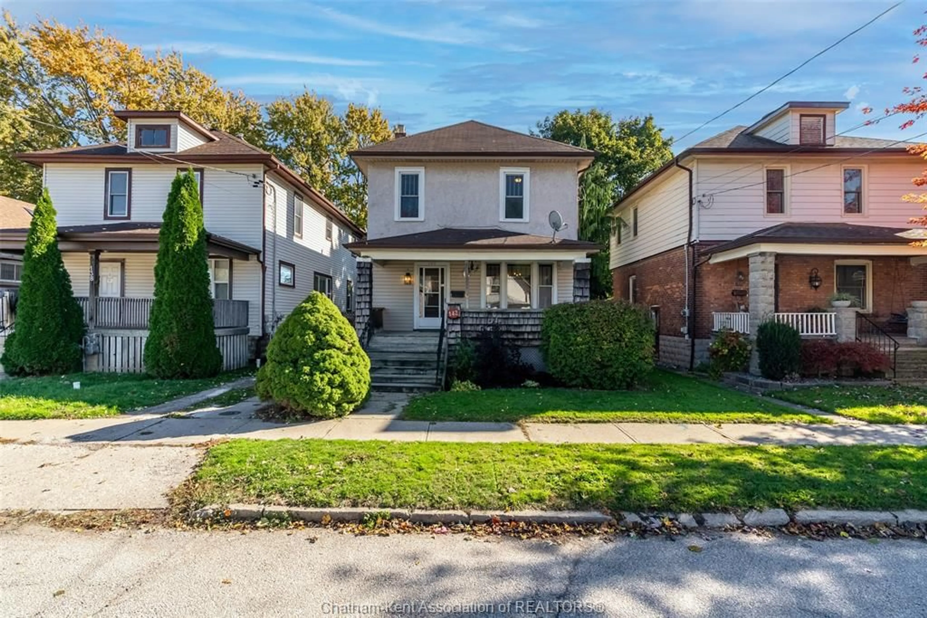 Home with brick exterior material, street for 142 Patteson Ave, Chatham Ontario N7M 1T8