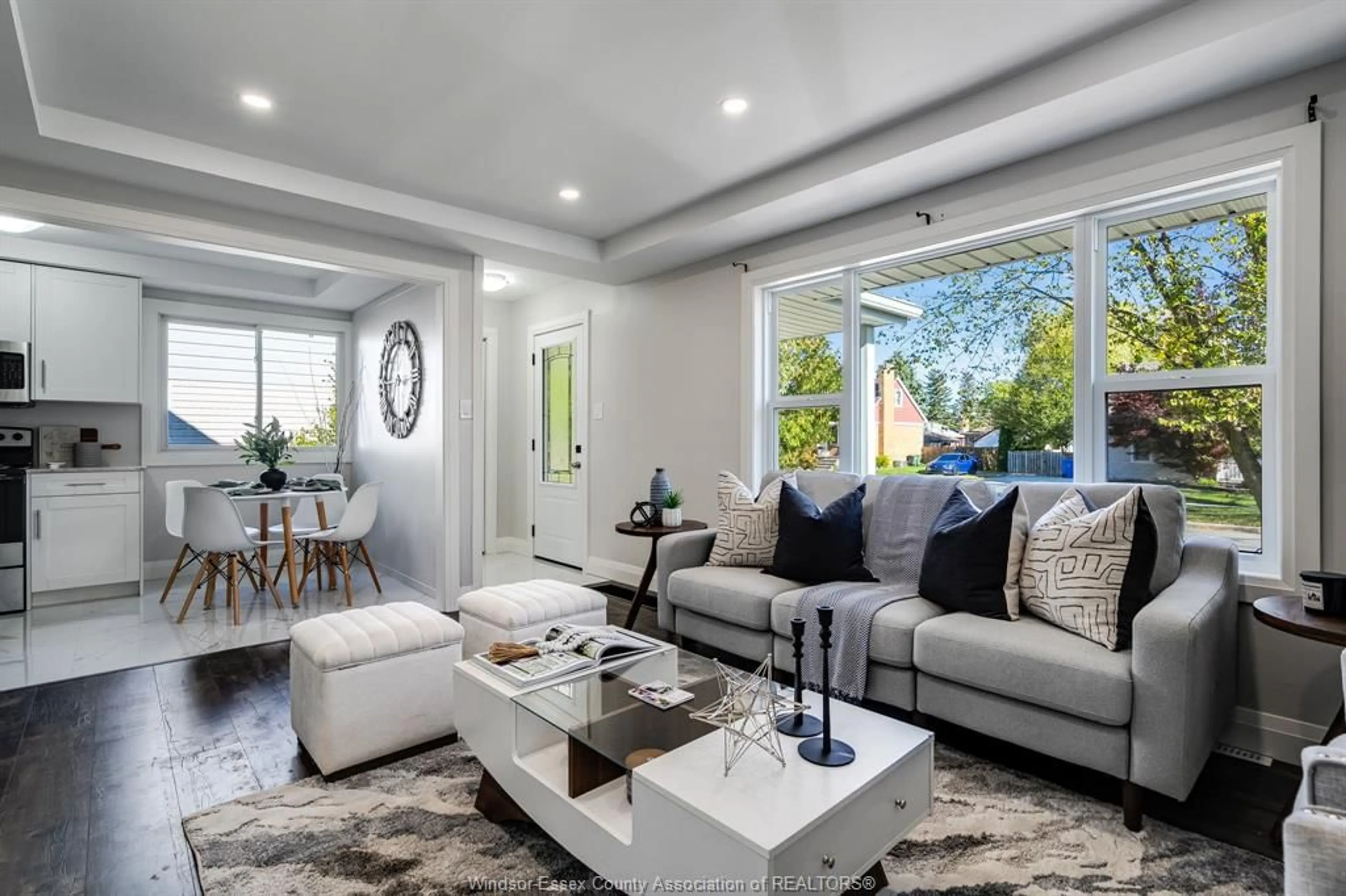 Living room with furniture, unknown for 1451 Olive, Windsor Ontario N8Y 4M3