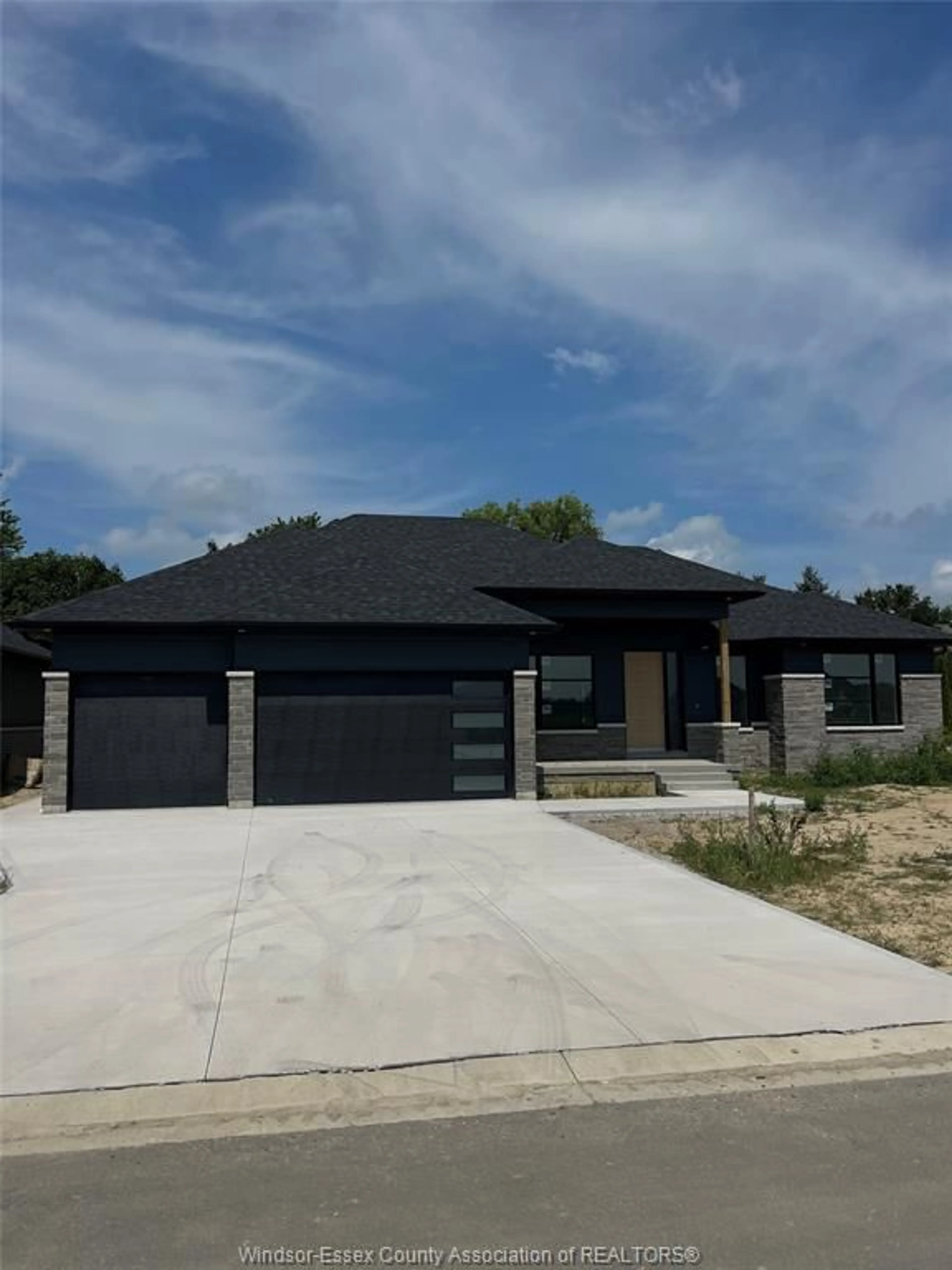 Home with brick exterior material, street for 47 ROSEWOOD Cres, Chatham Ontario N7M 0P4