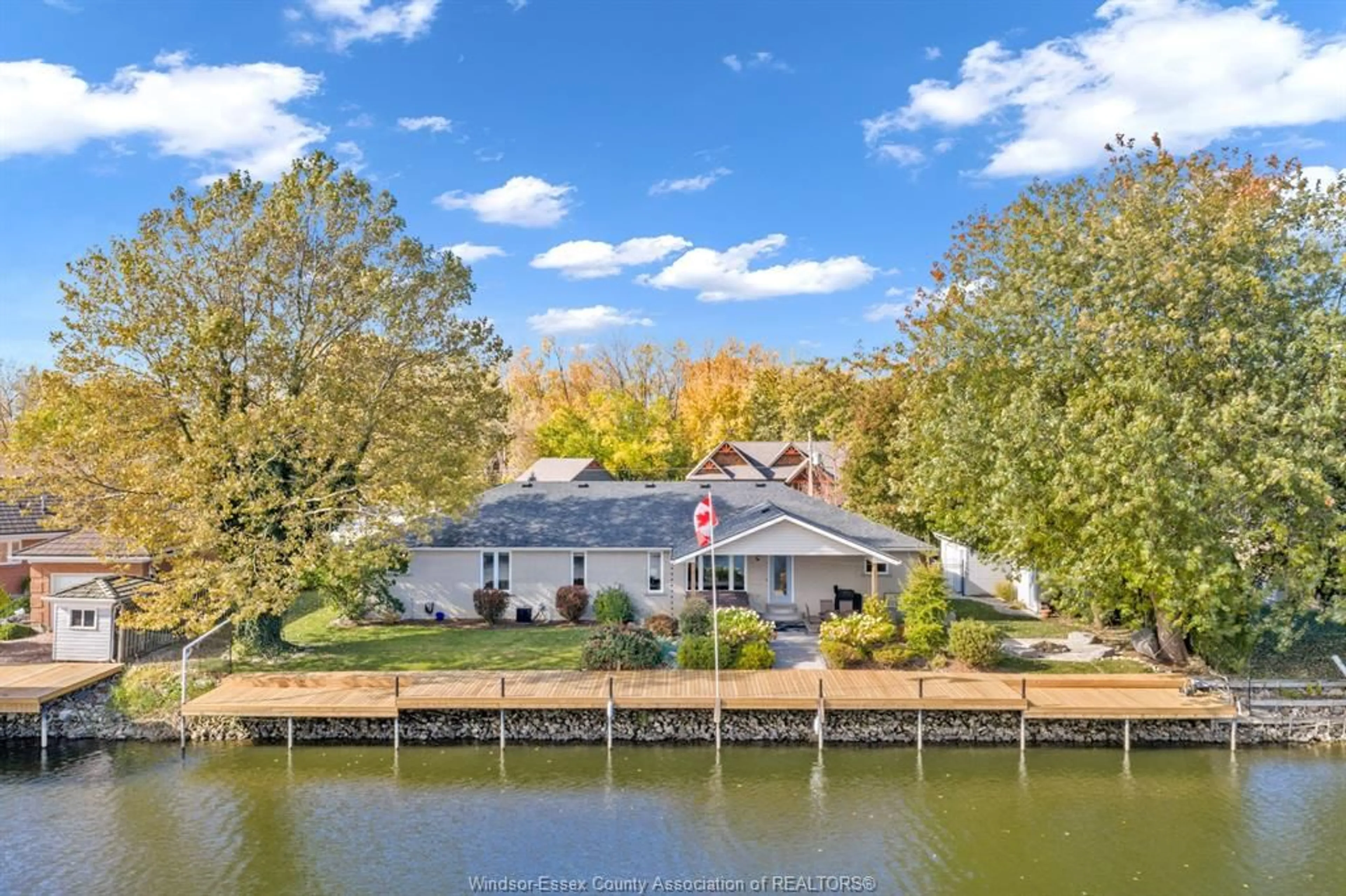 A pic from outside/outdoor area/front of a property/back of a property/a pic from drone, water/lake/river/ocean view for 656 MARKHAM, Lakeshore Ontario N0P 2L0