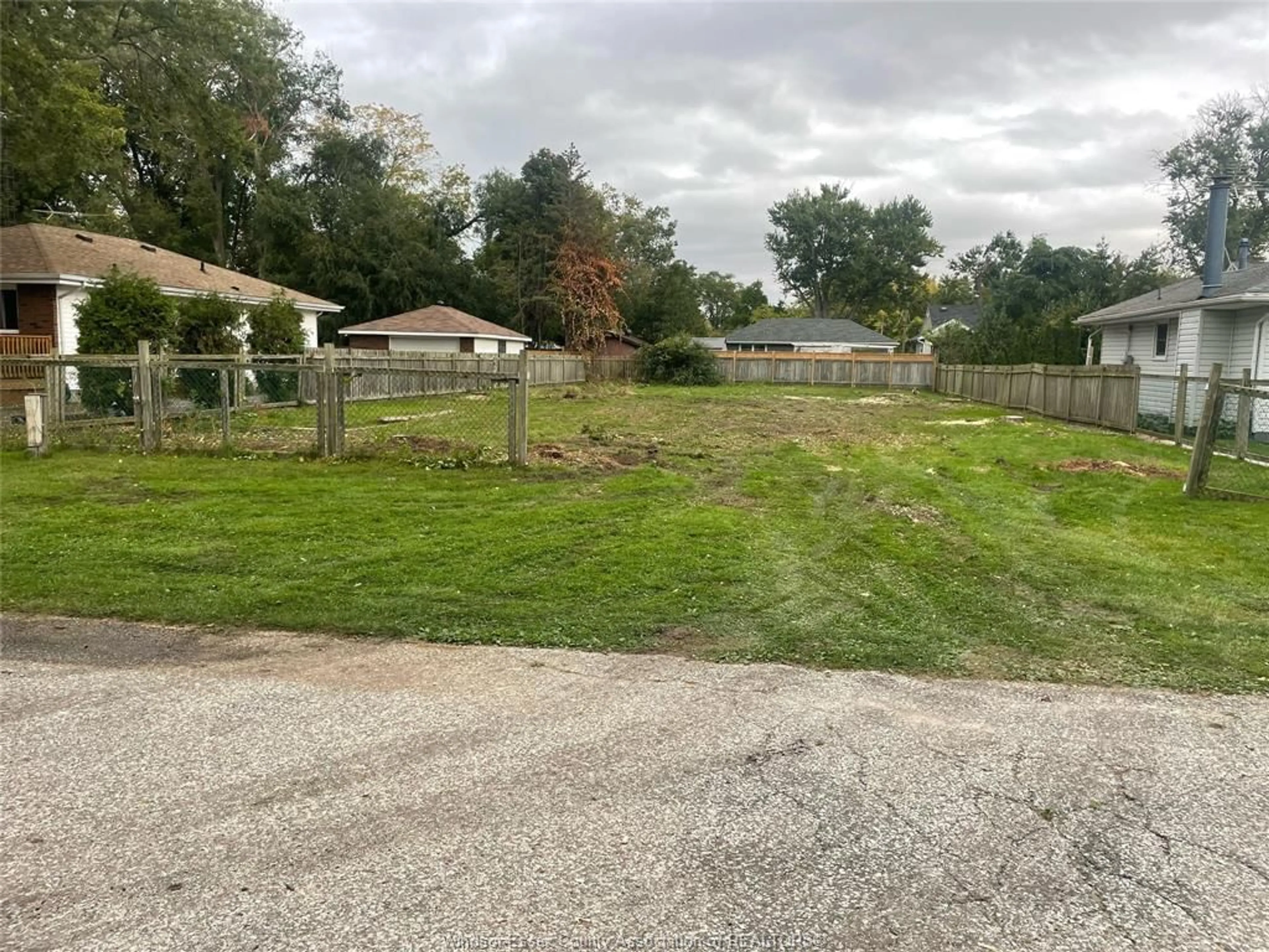 A pic from outside/outdoor area/front of a property/back of a property/a pic from drone, unknown for 239 CHARRON, Lakeshore Ontario N0R 1A0