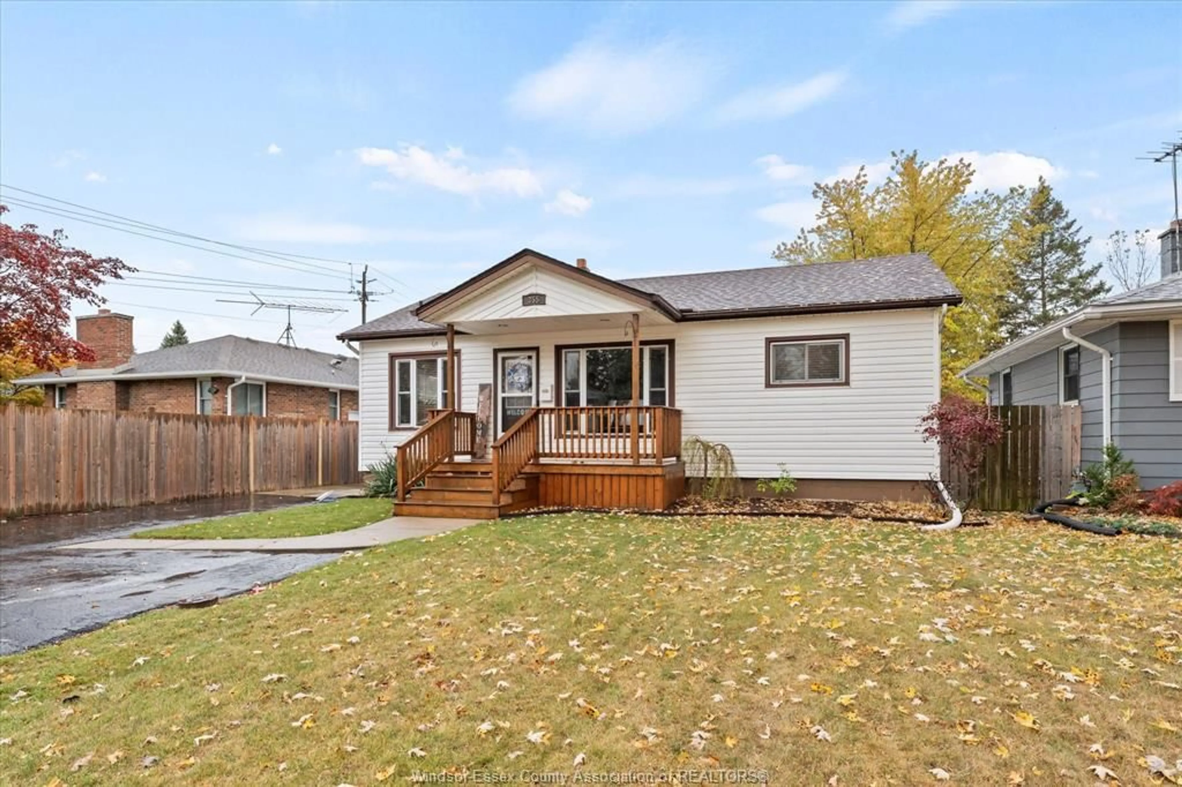 Unknown for 355 ALMA St, Amherstburg Ontario N9V 1B2