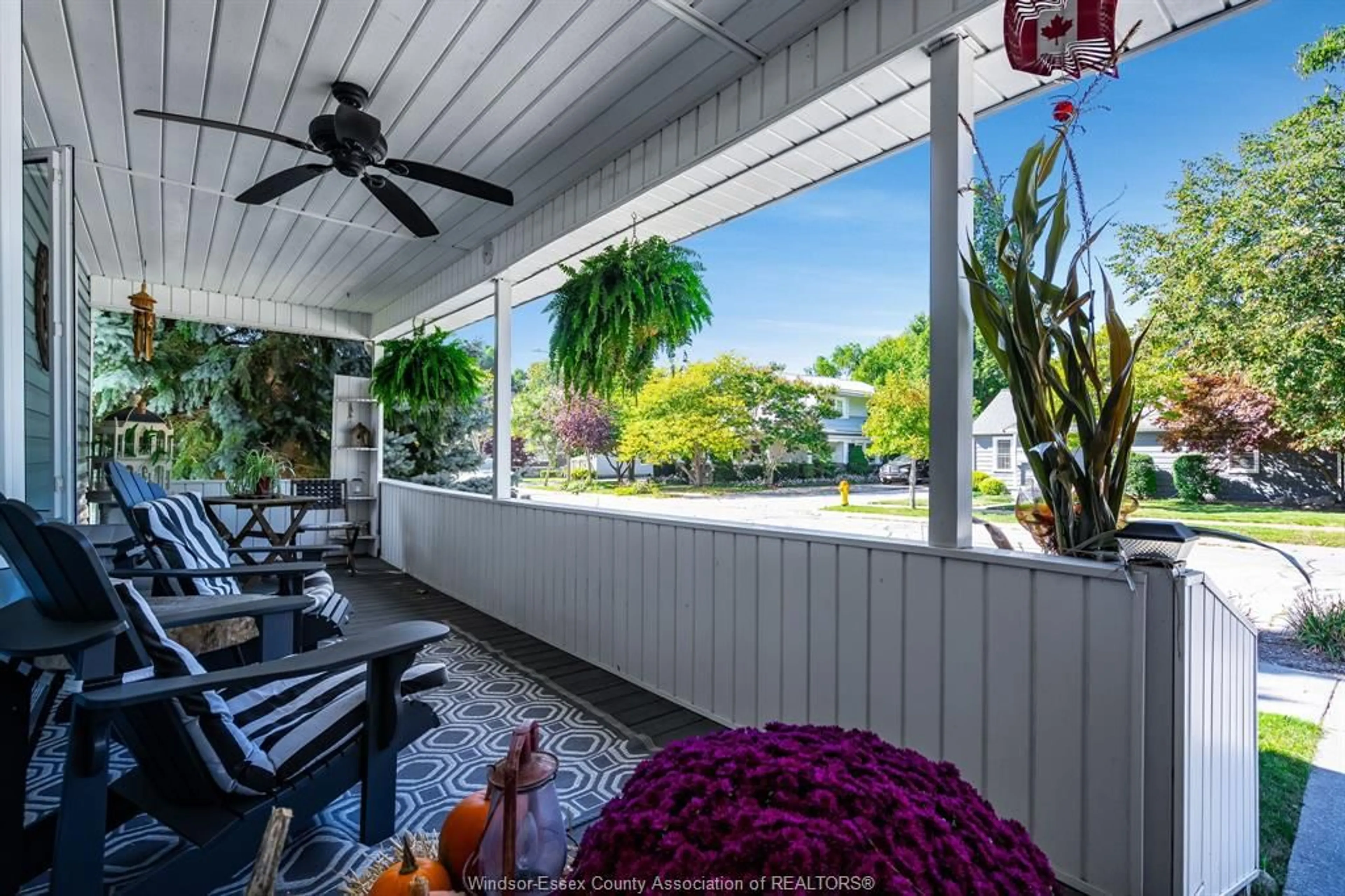 Patio, water/lake/river/ocean view for 85 Queen St, Kingsville Ontario N9Y 2A1