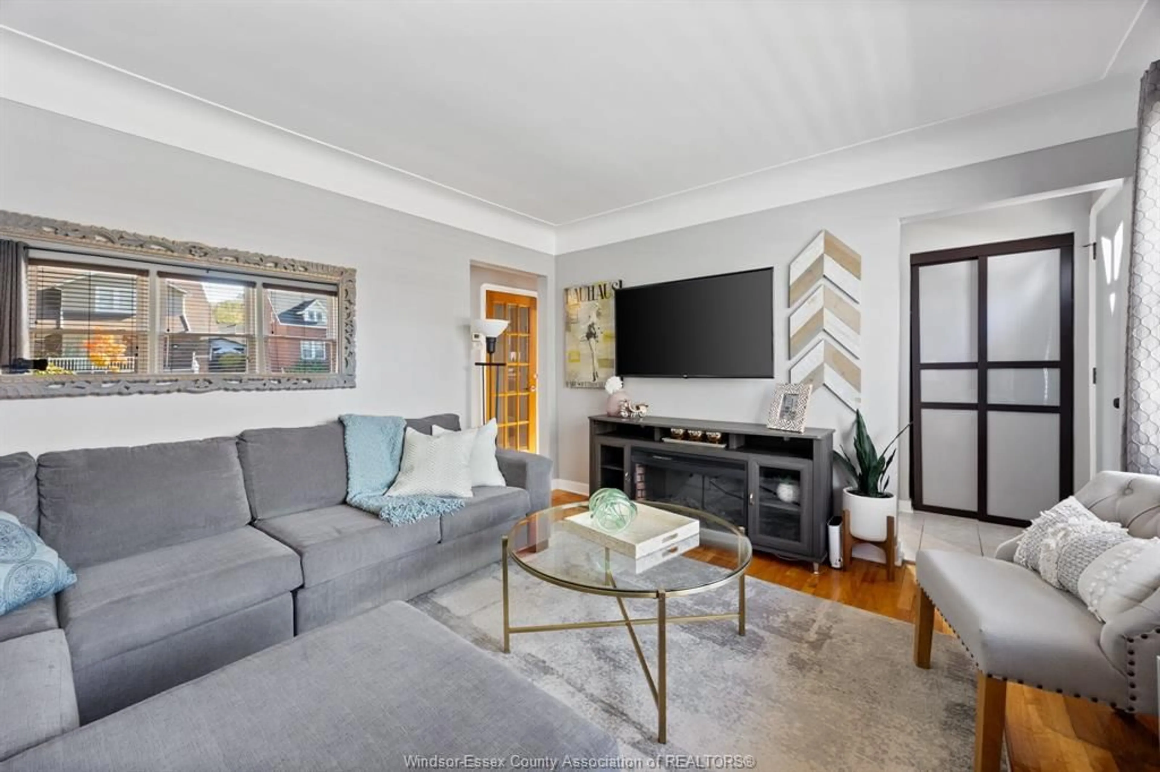 Living room with furniture, unknown for 1884 PILLETTE, Windsor Ontario N8T 1P1