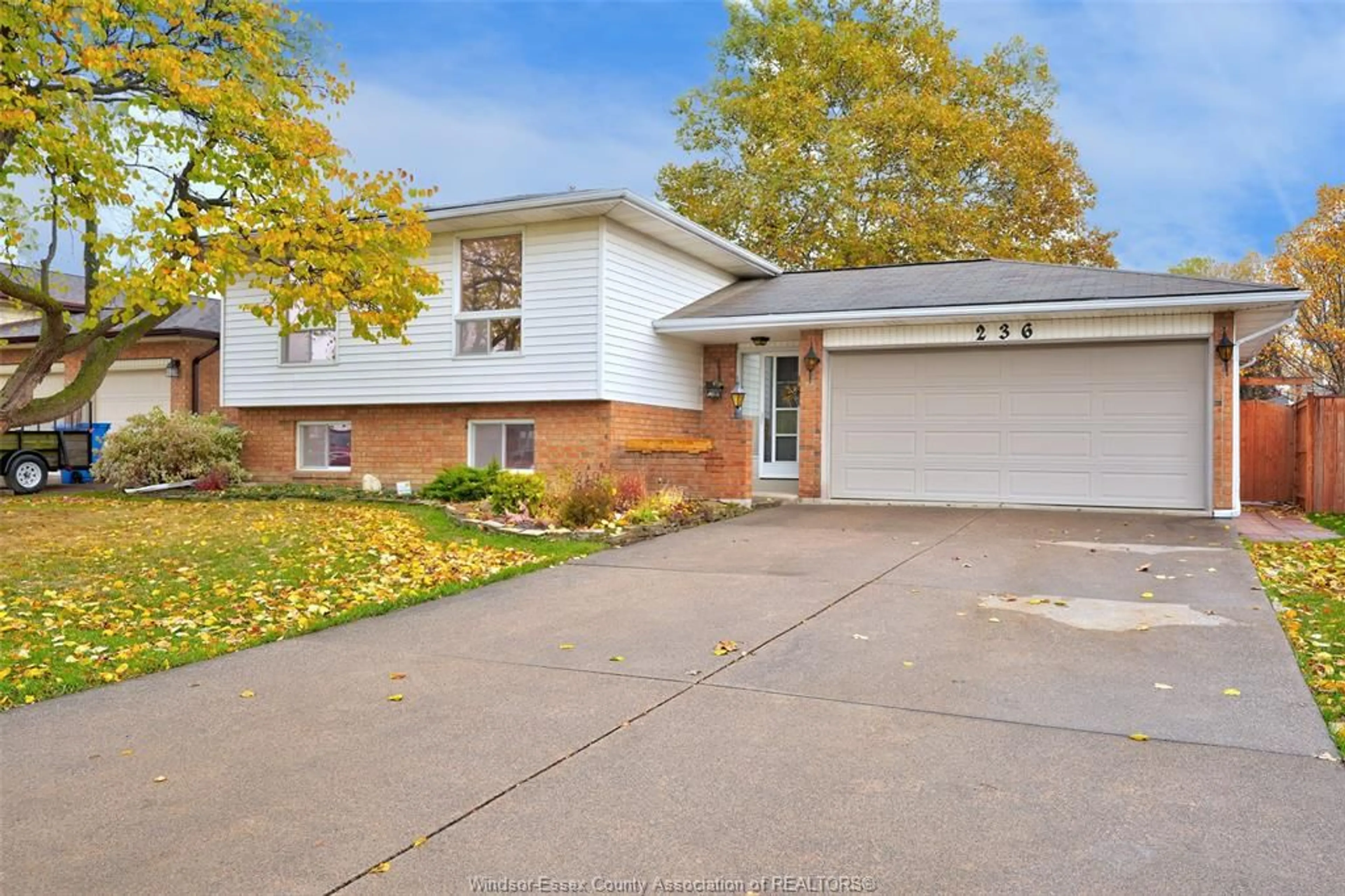 Home with brick exterior material, street for 236 SOMERVILLE St, Tecumseh Ontario N8N 4E7