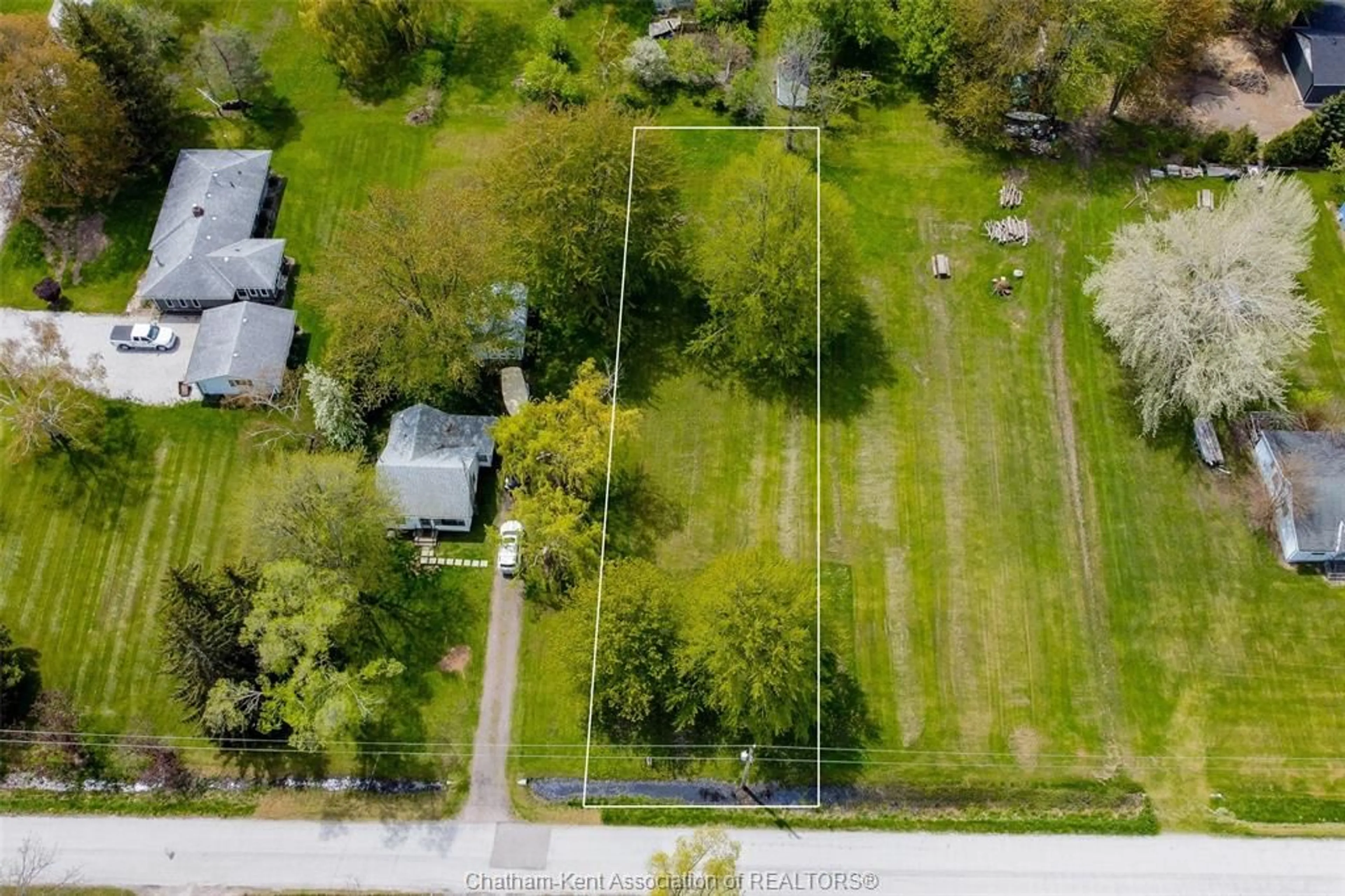 A pic from outside/outdoor area/front of a property/back of a property/a pic from drone, street for 12 Princess St, Shrewsbury Ontario N0P 1A0