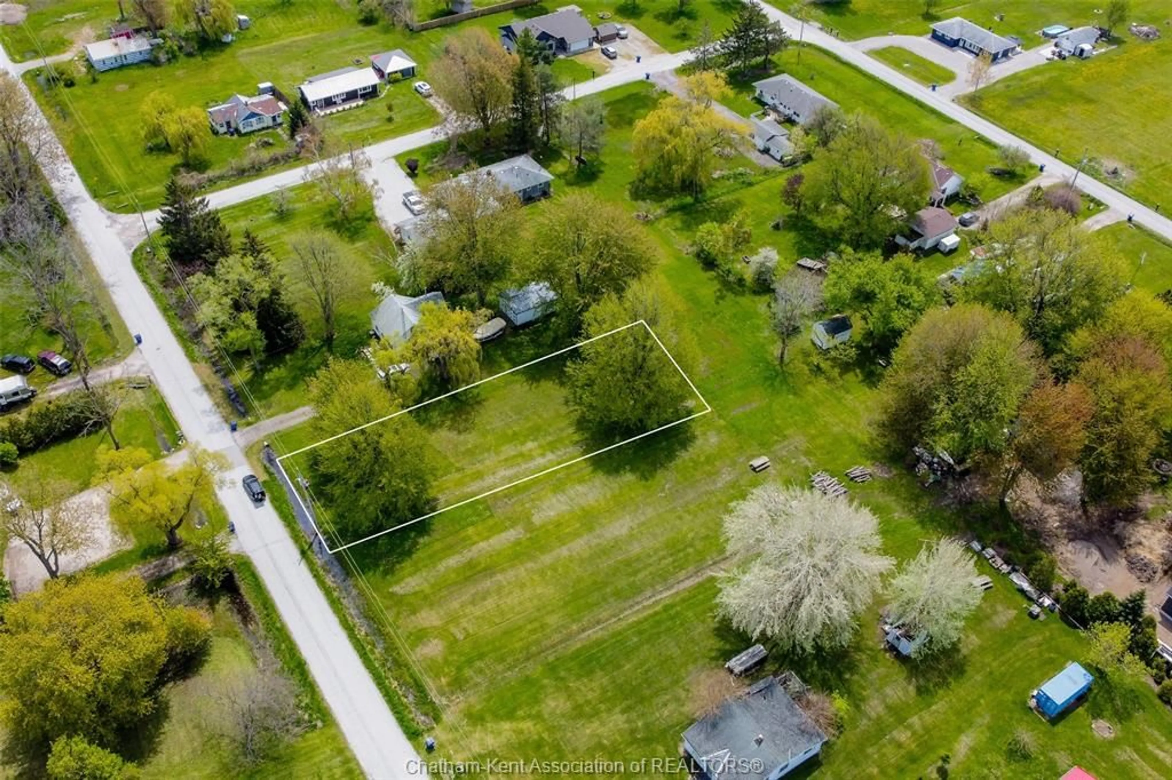 A pic from outside/outdoor area/front of a property/back of a property/a pic from drone, street for 12 Princess St, Shrewsbury Ontario N0P 1A0