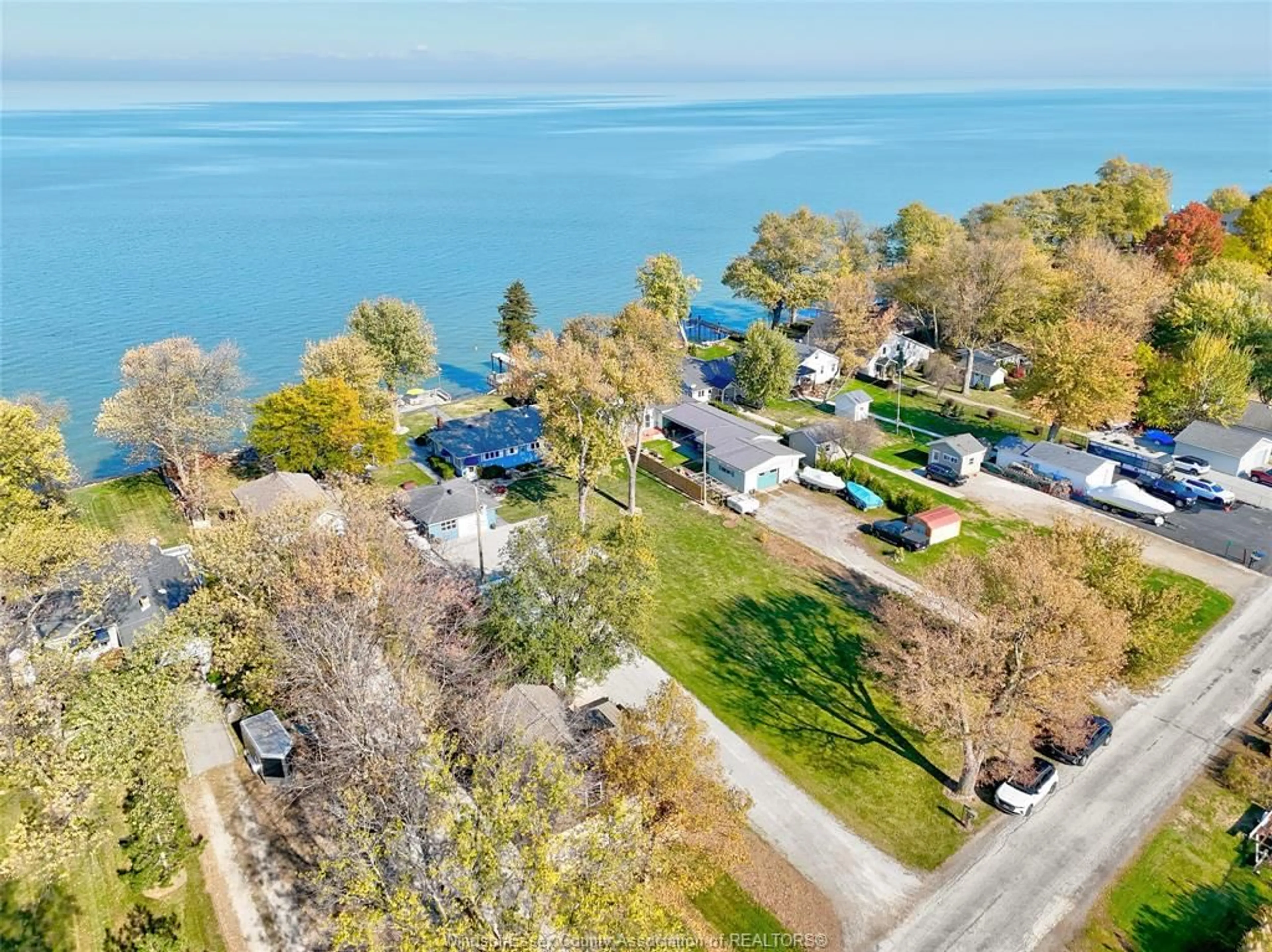 A pic from outside/outdoor area/front of a property/back of a property/a pic from drone, water/lake/river/ocean view for 423 CHARRON BEACH, Belle River Ontario N8L 1J5