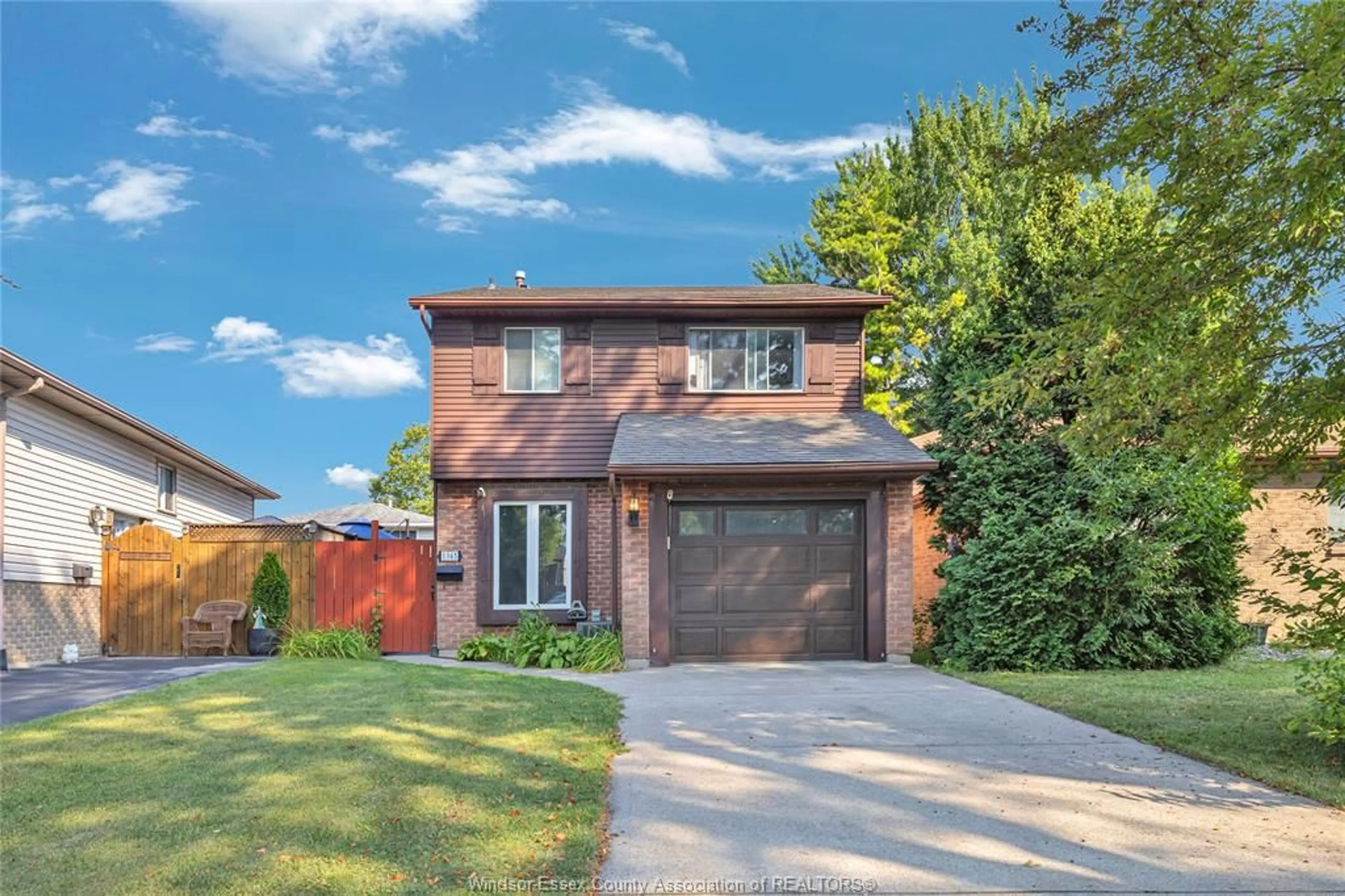 Home with brick exterior material, street for 1365 CALVERT Crt, Windsor Ontario N8W 4Z9