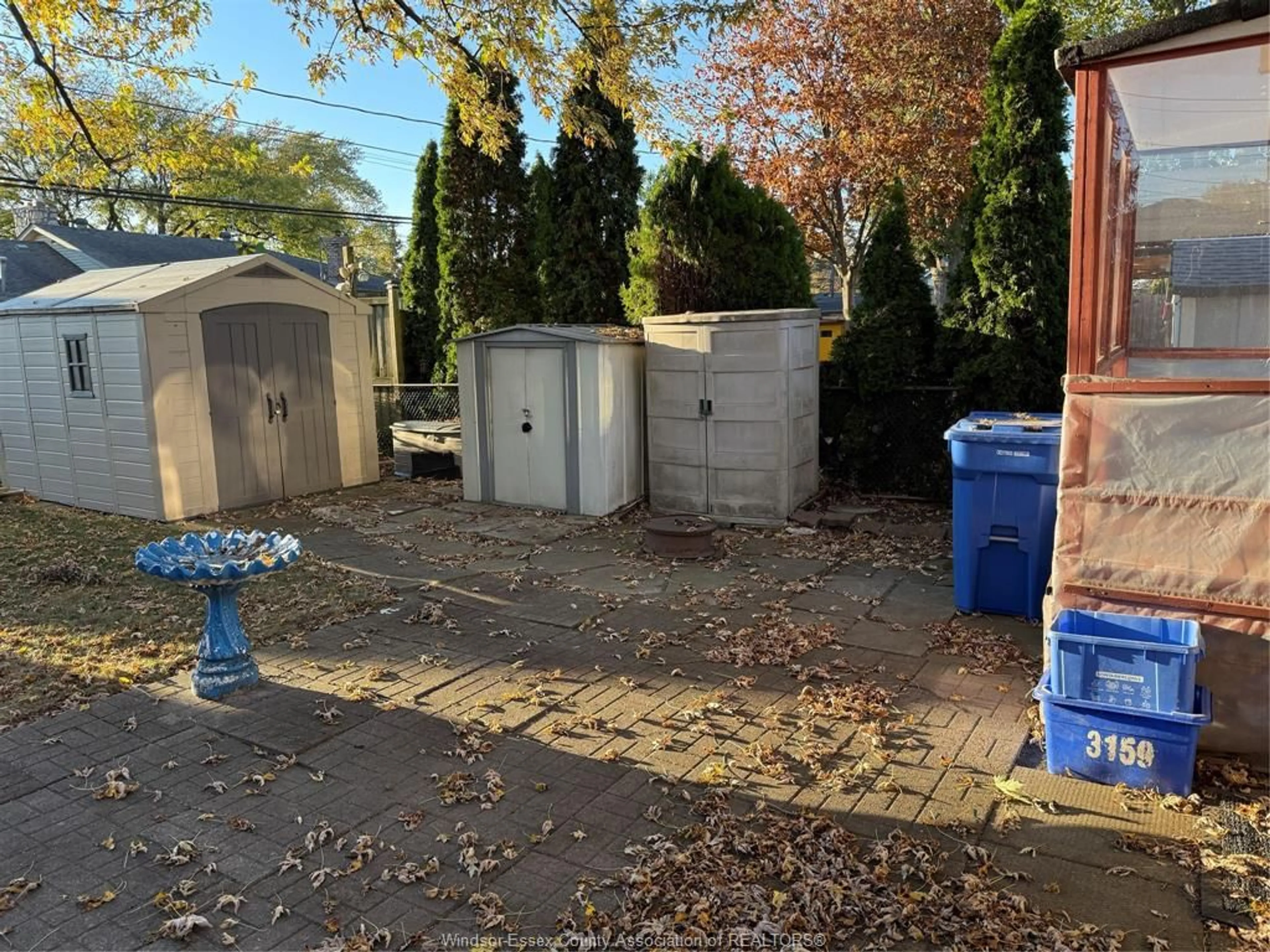 A pic from outside/outdoor area/front of a property/back of a property/a pic from drone, street for 3159 BYNG Rd, Windsor Ontario N8W 3G8