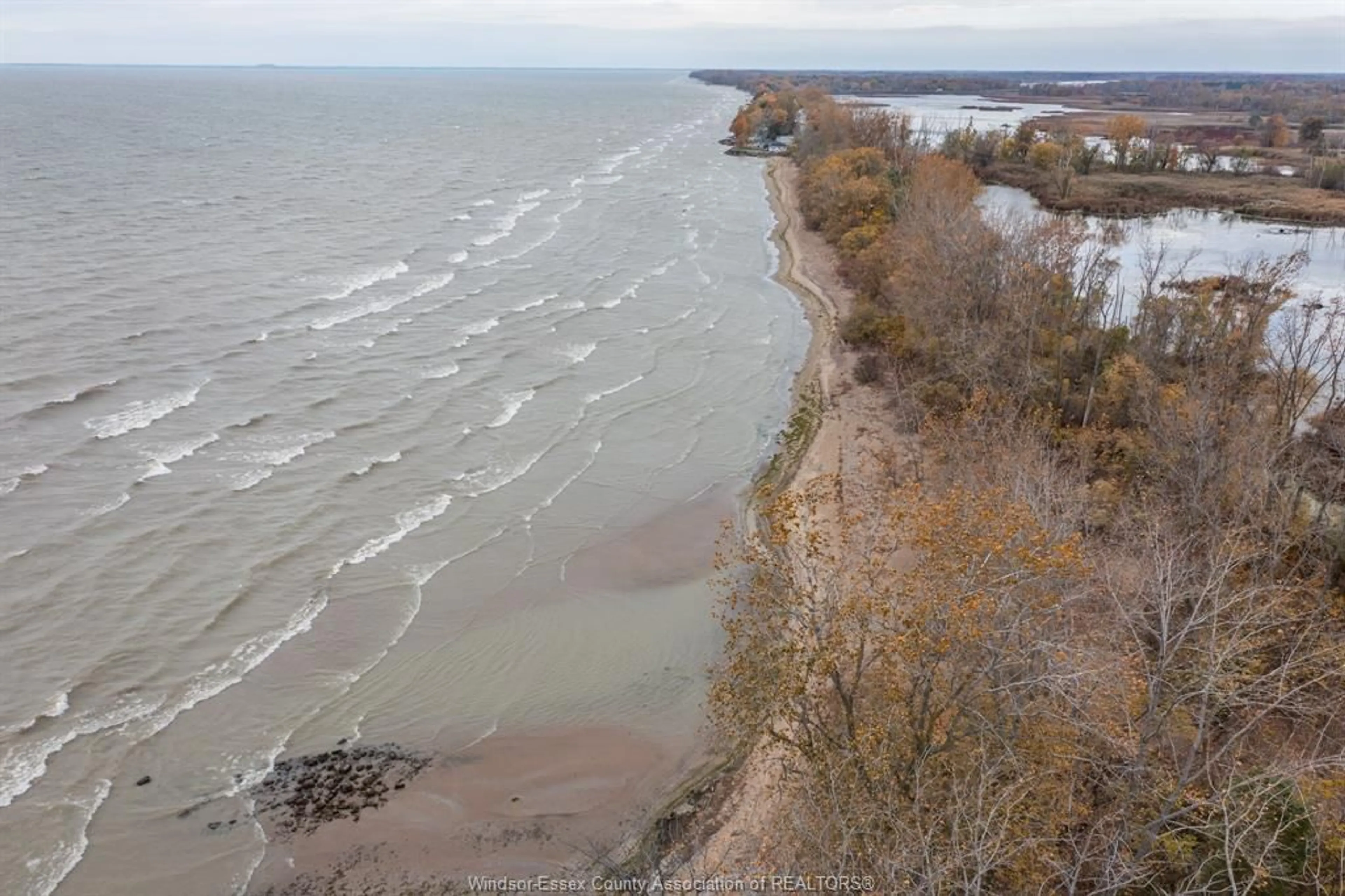 A pic from outside/outdoor area/front of a property/back of a property/a pic from drone, water/lake/river/ocean view for 19 LEVERGOOD LANE, Harrow Ontario N0R 1G0
