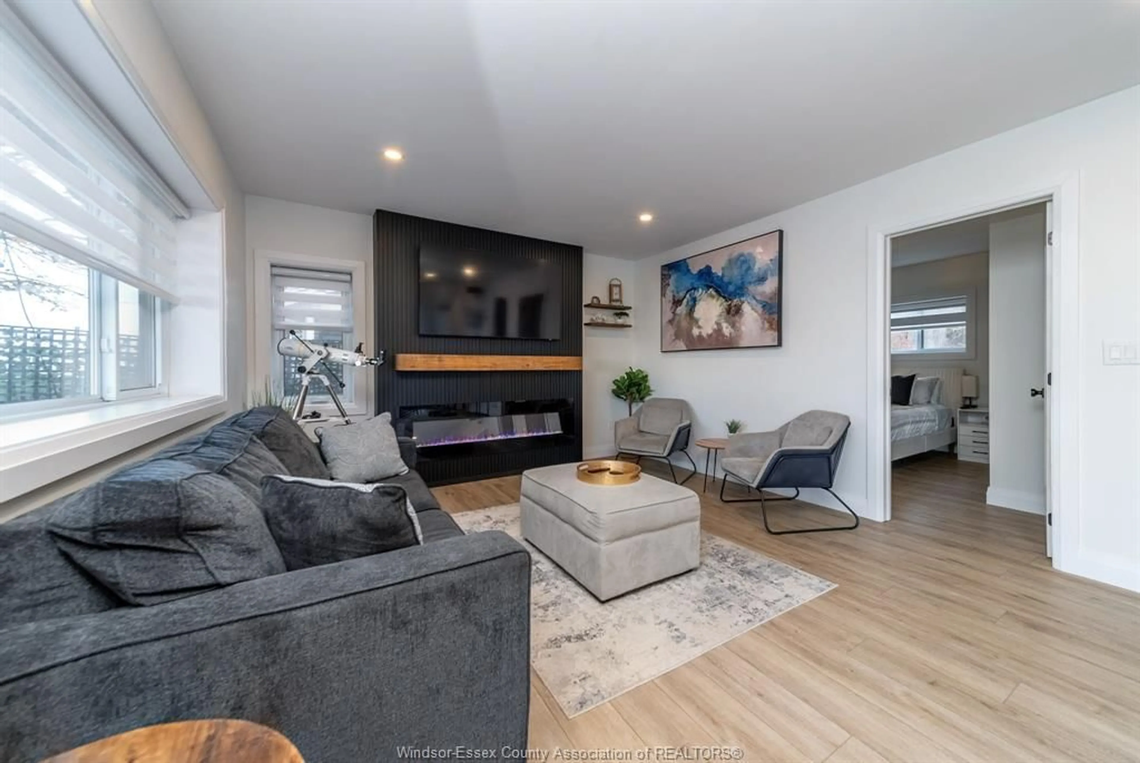 Living room with furniture, unknown for 19 LEVERGOOD LANE, Harrow Ontario N0R 1G0