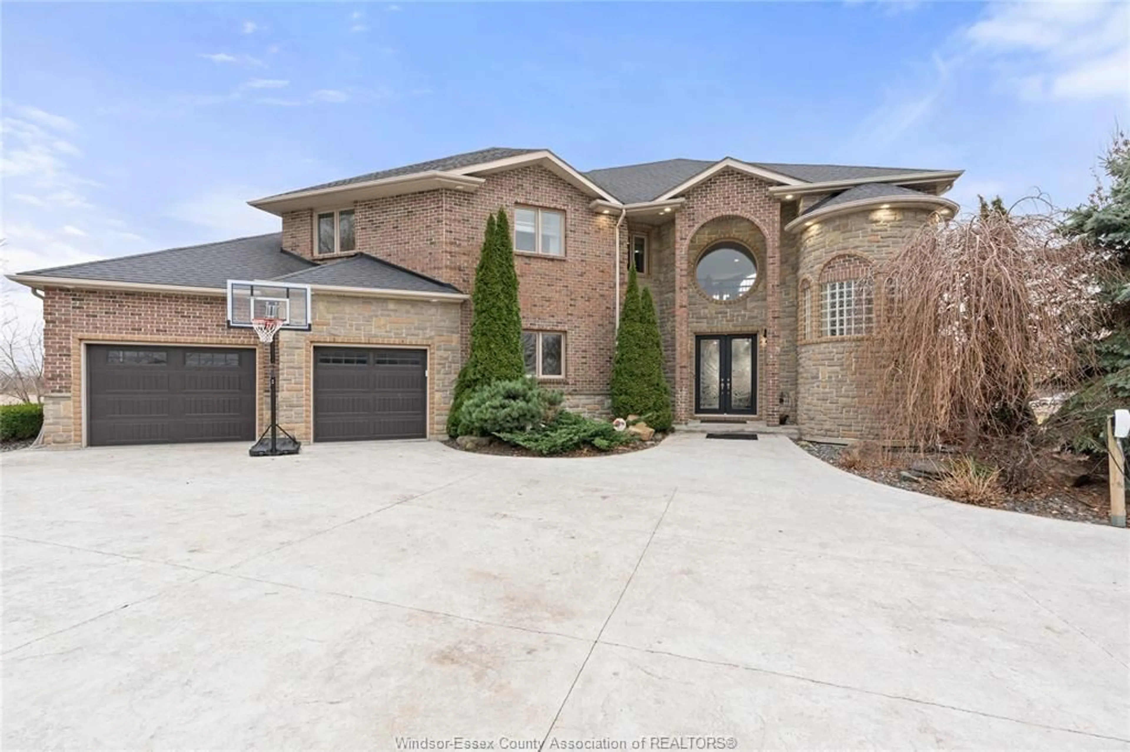 Home with brick exterior material, street for 115 ROAD 4, Kingsville Ontario N9Y 2E5