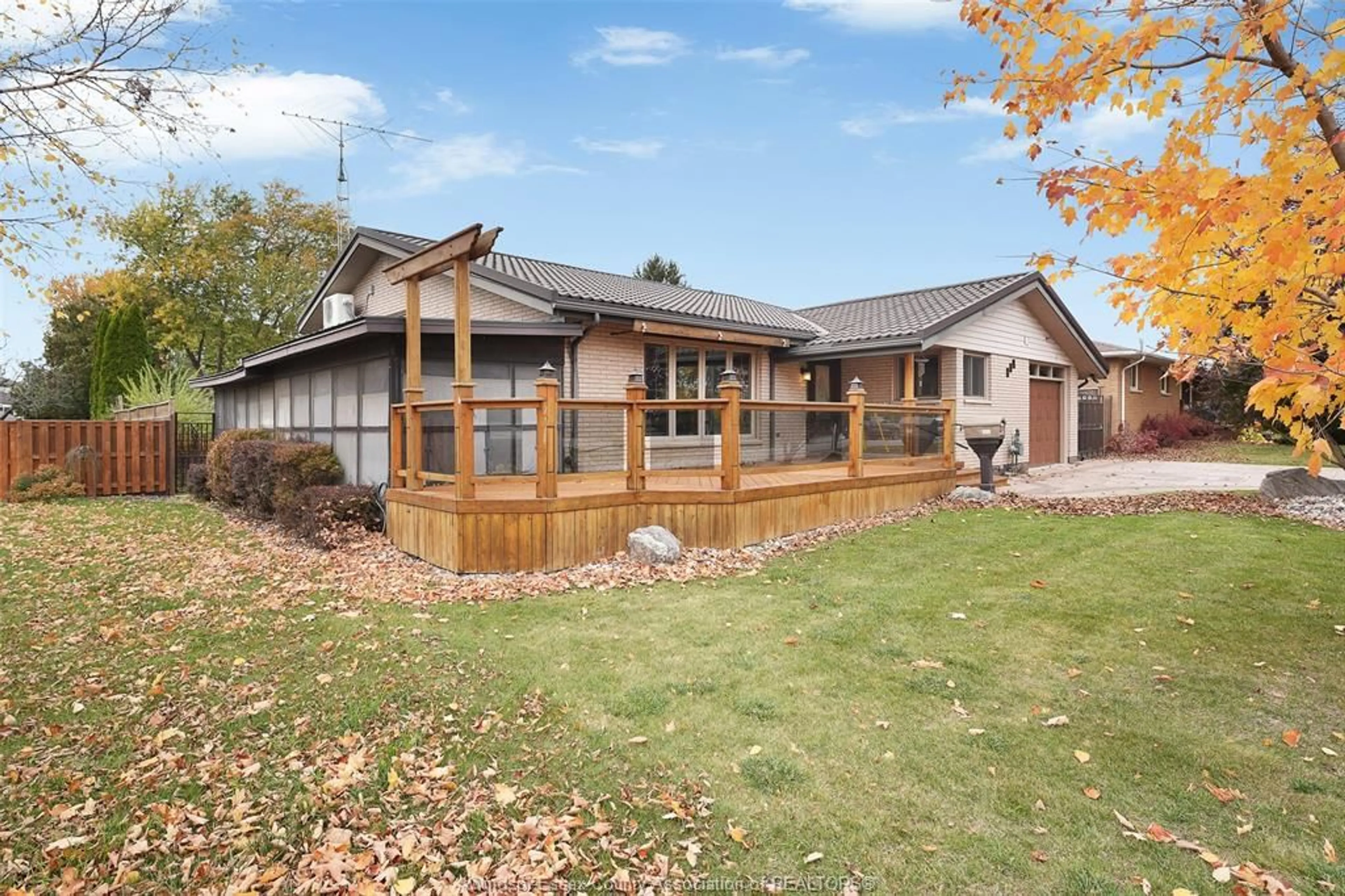 Unknown for 809 NELSON St, Wallaceburg Ontario N8A 4R1