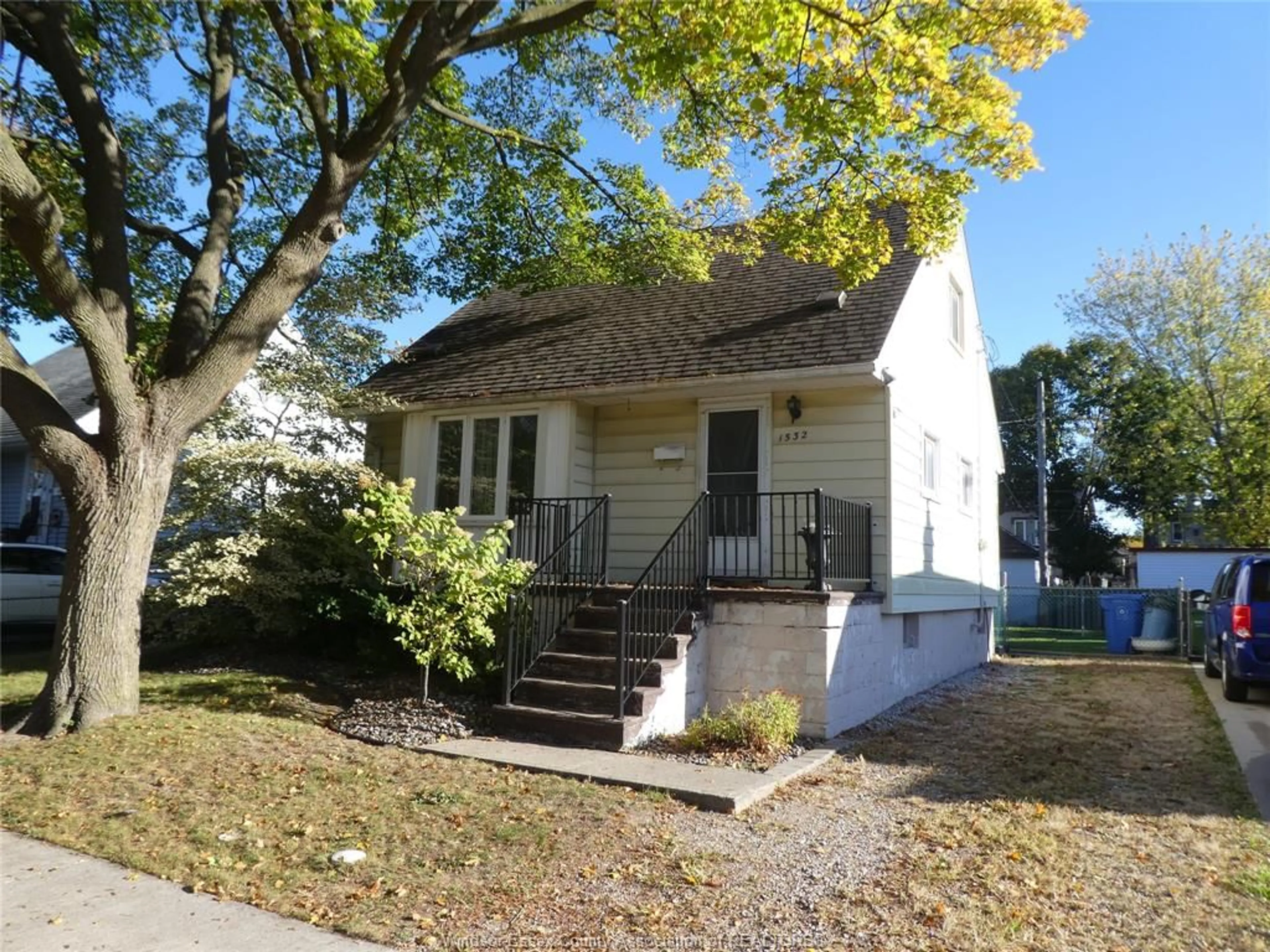 Home with vinyl exterior material, street for 1532 TOURANGEAU Rd, Windsor Ontario N8Y 4J4