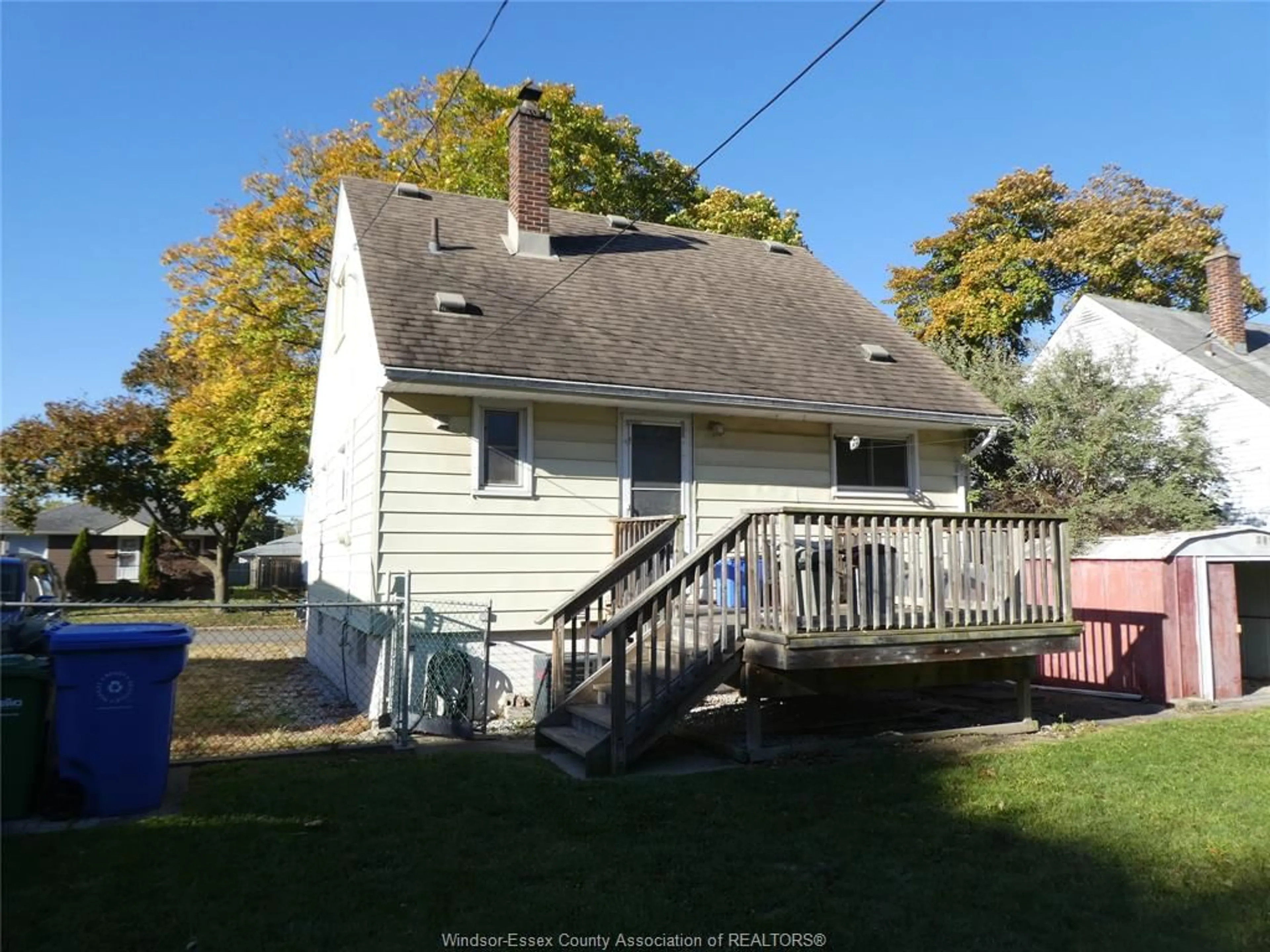 A pic from outside/outdoor area/front of a property/back of a property/a pic from drone, street for 1532 TOURANGEAU Rd, Windsor Ontario N8Y 4J4