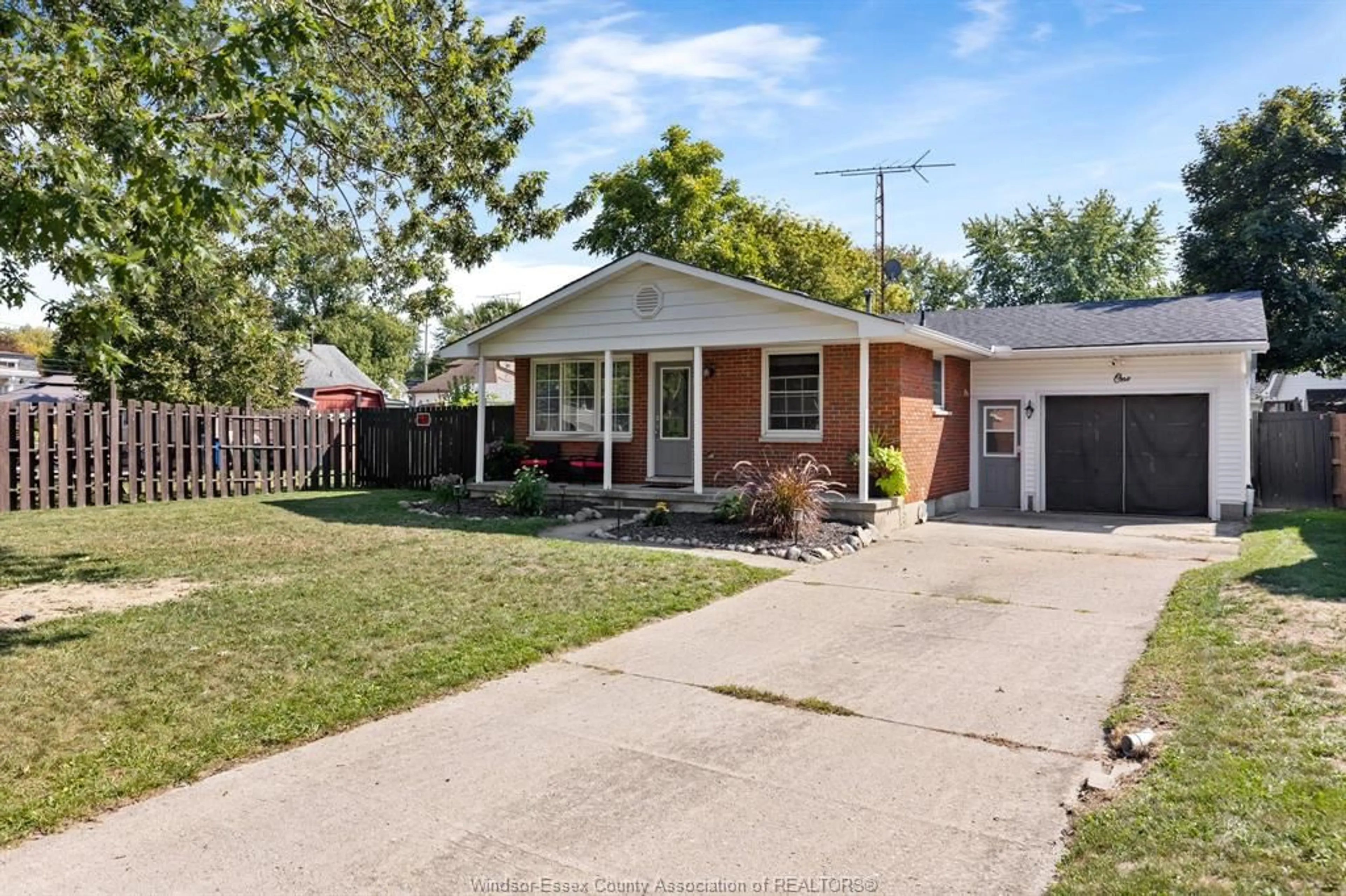 Home with brick exterior material, street for 1 PEARL St, Tilbury Ontario N0P 2L0