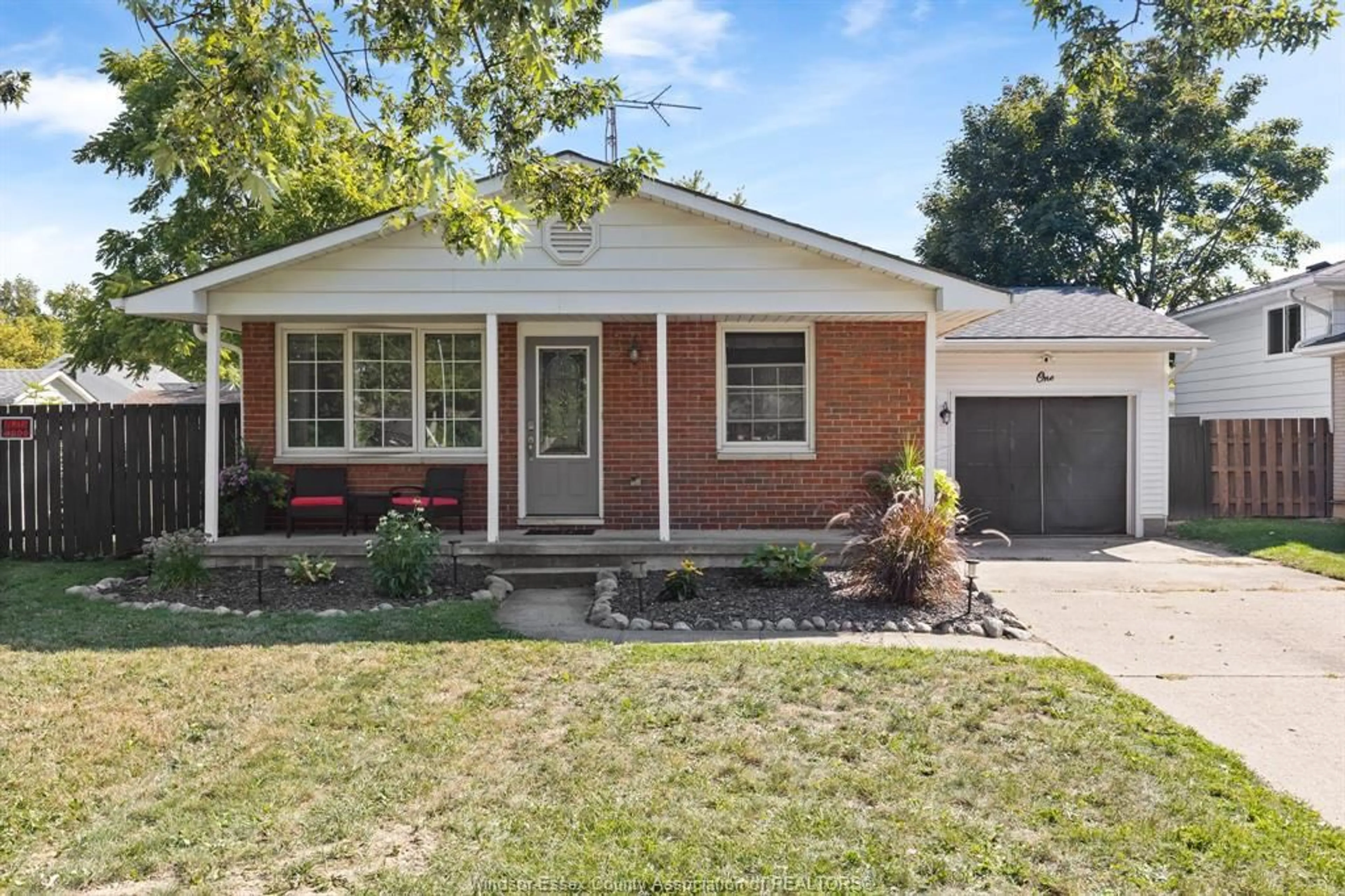 Home with brick exterior material, street for 1 PEARL St, Tilbury Ontario N0P 2L0