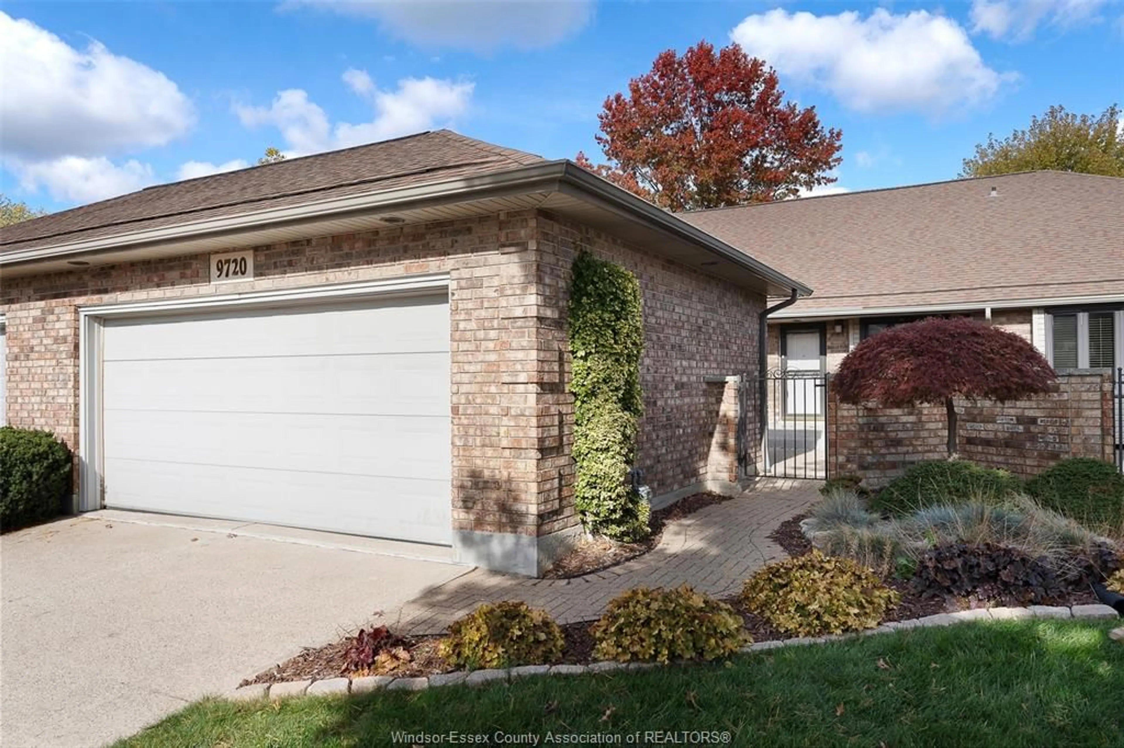 Home with brick exterior material, unknown for 9720 MENARD, Windsor Ontario N8P 1G6