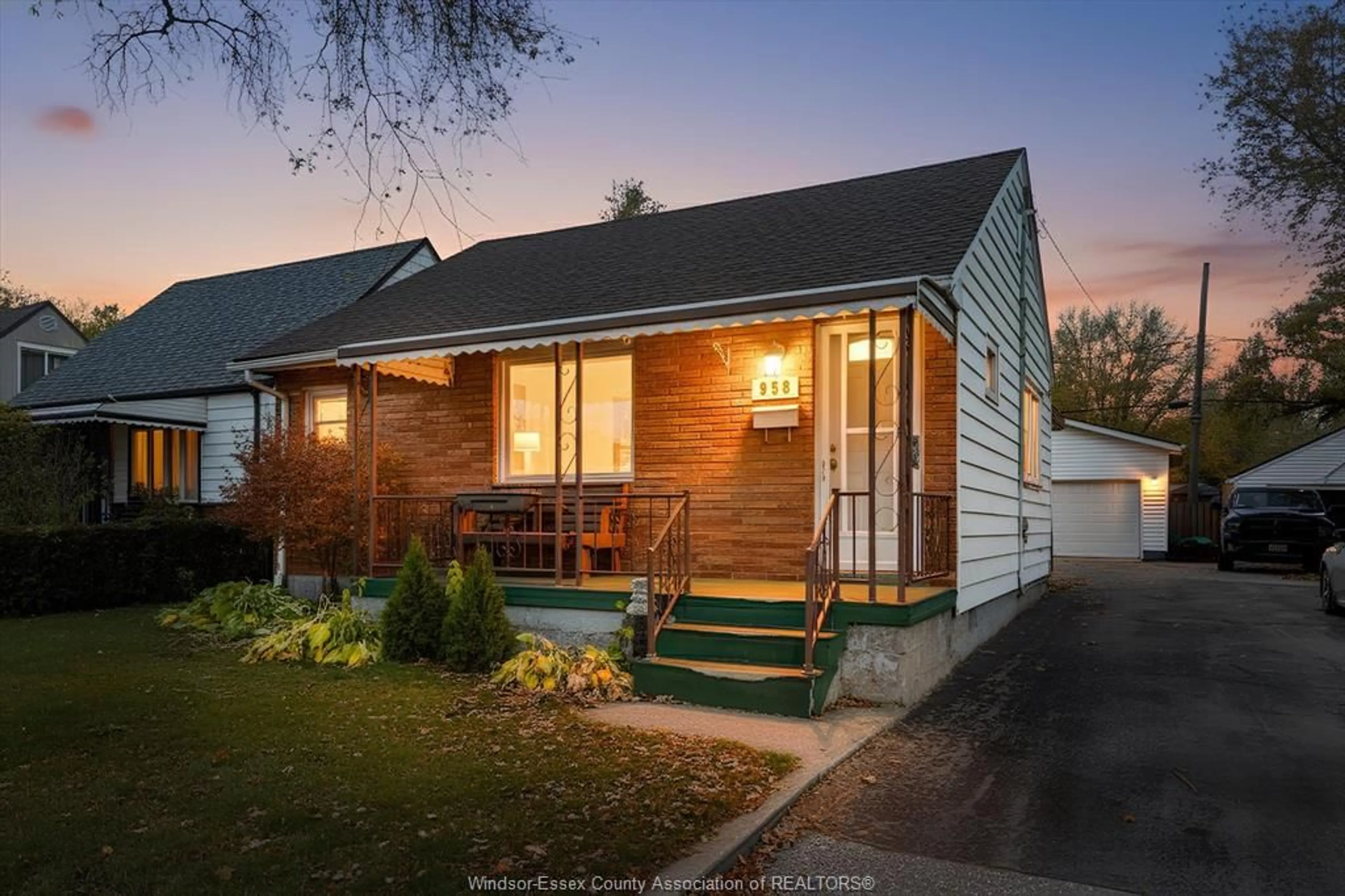 Home with brick exterior material, street for 958 PARTINGTON Ave, Windsor Ontario N9B 2P2