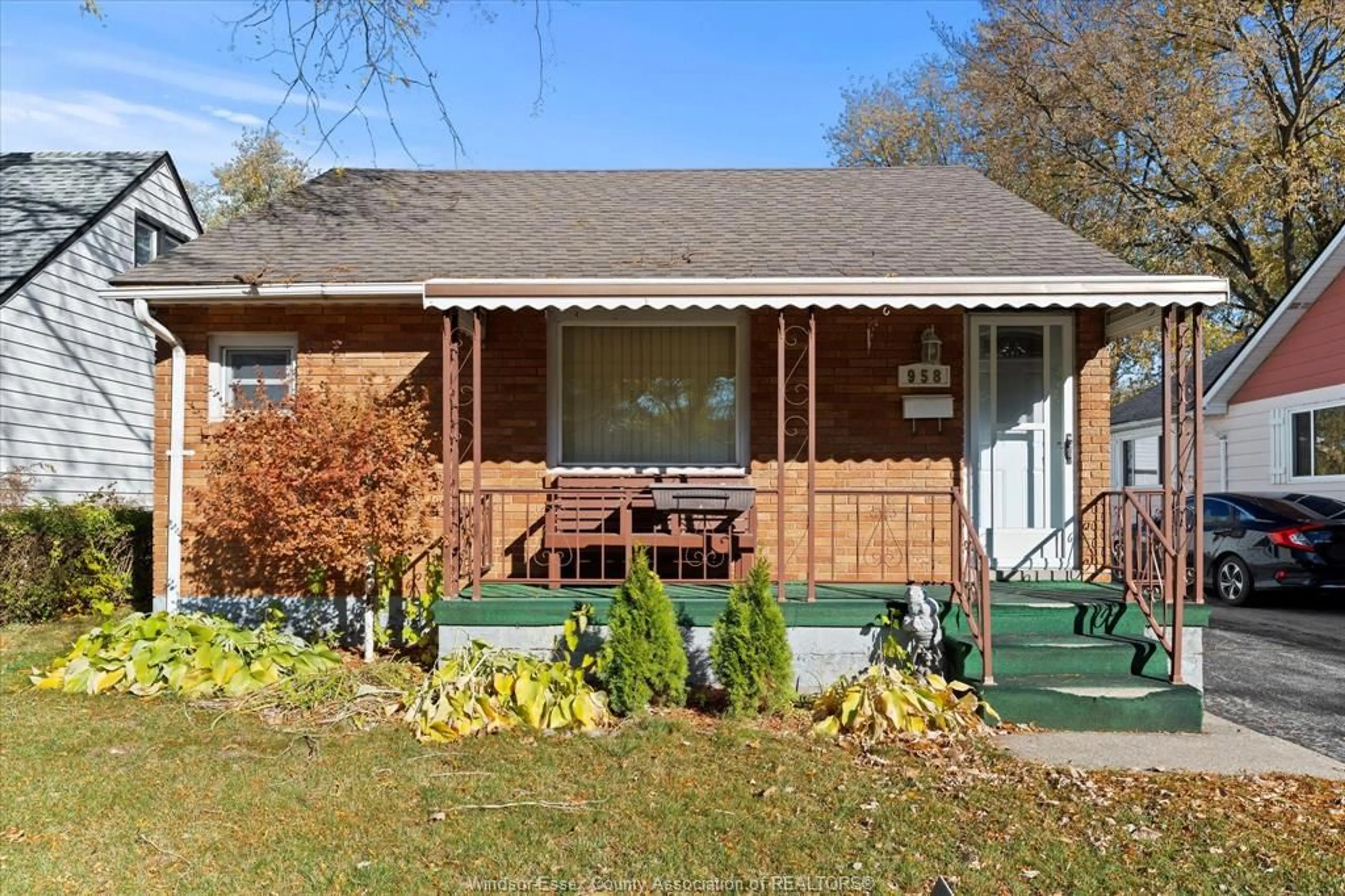 Unknown for 958 PARTINGTON Ave, Windsor Ontario N9B 2P2