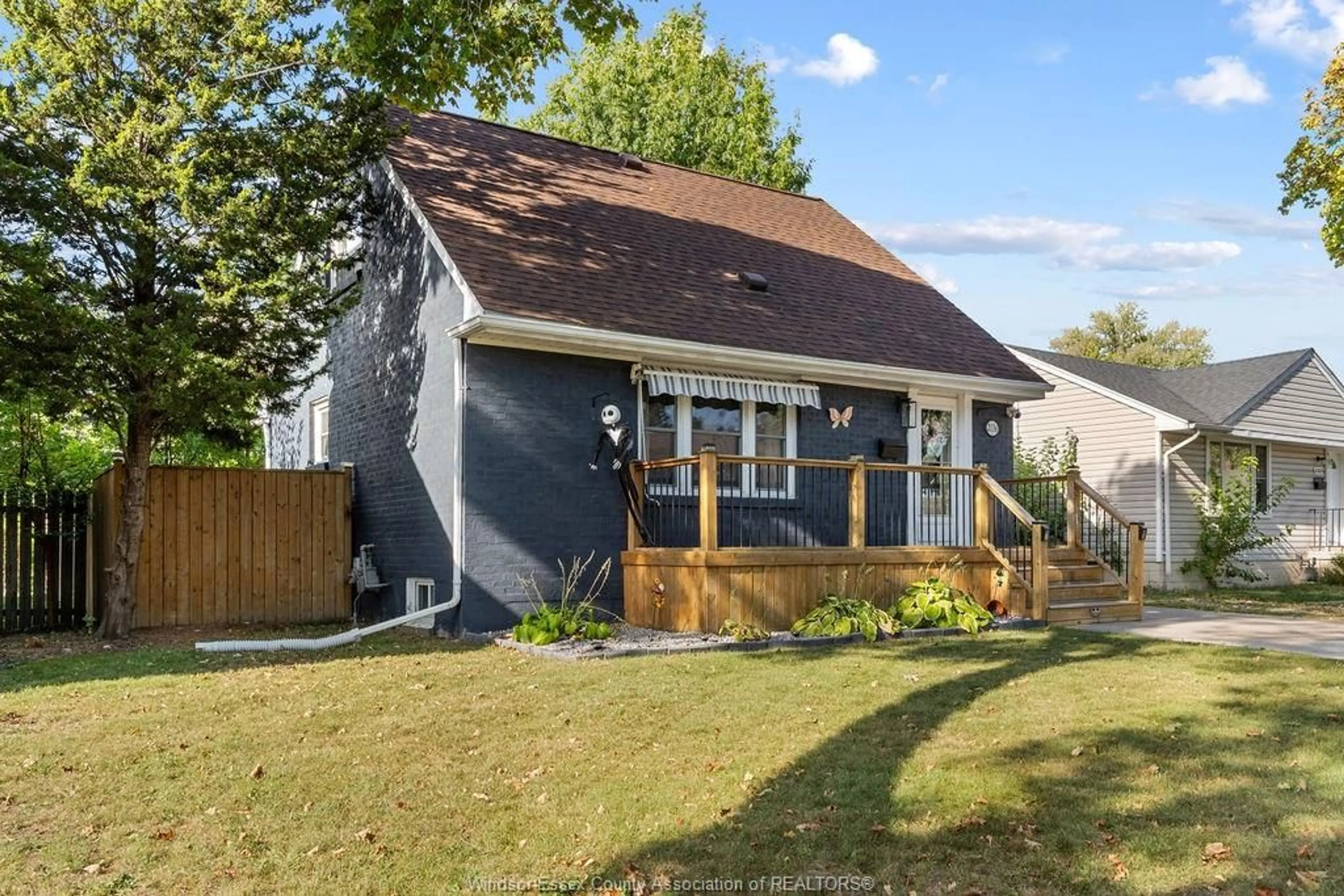 Home with vinyl exterior material, street for 2136 Secord Ave, Windsor Ontario N9B 1T1