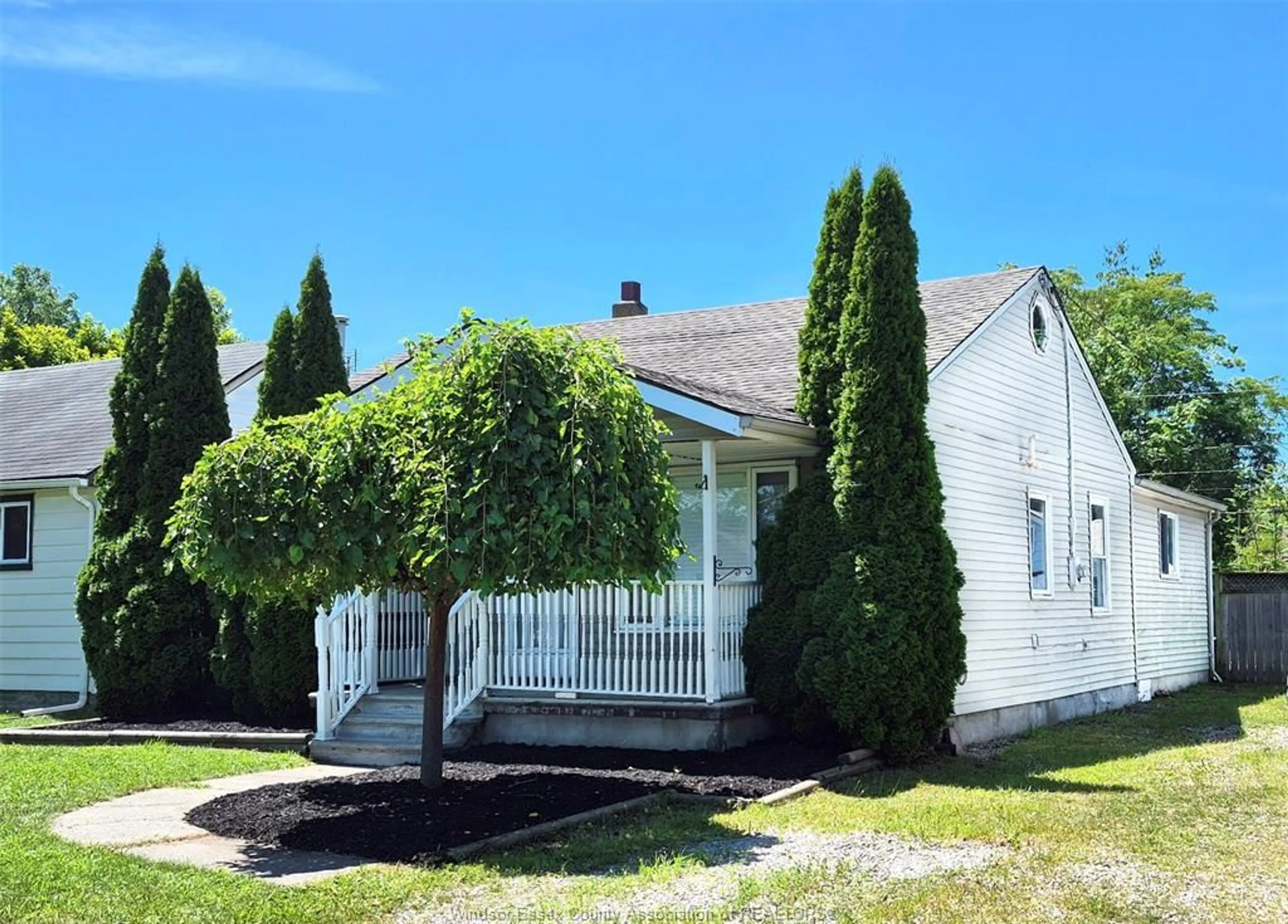 Unknown for 1559 BUCKINGHAM Dr, Windsor Ontario N8T 2A3