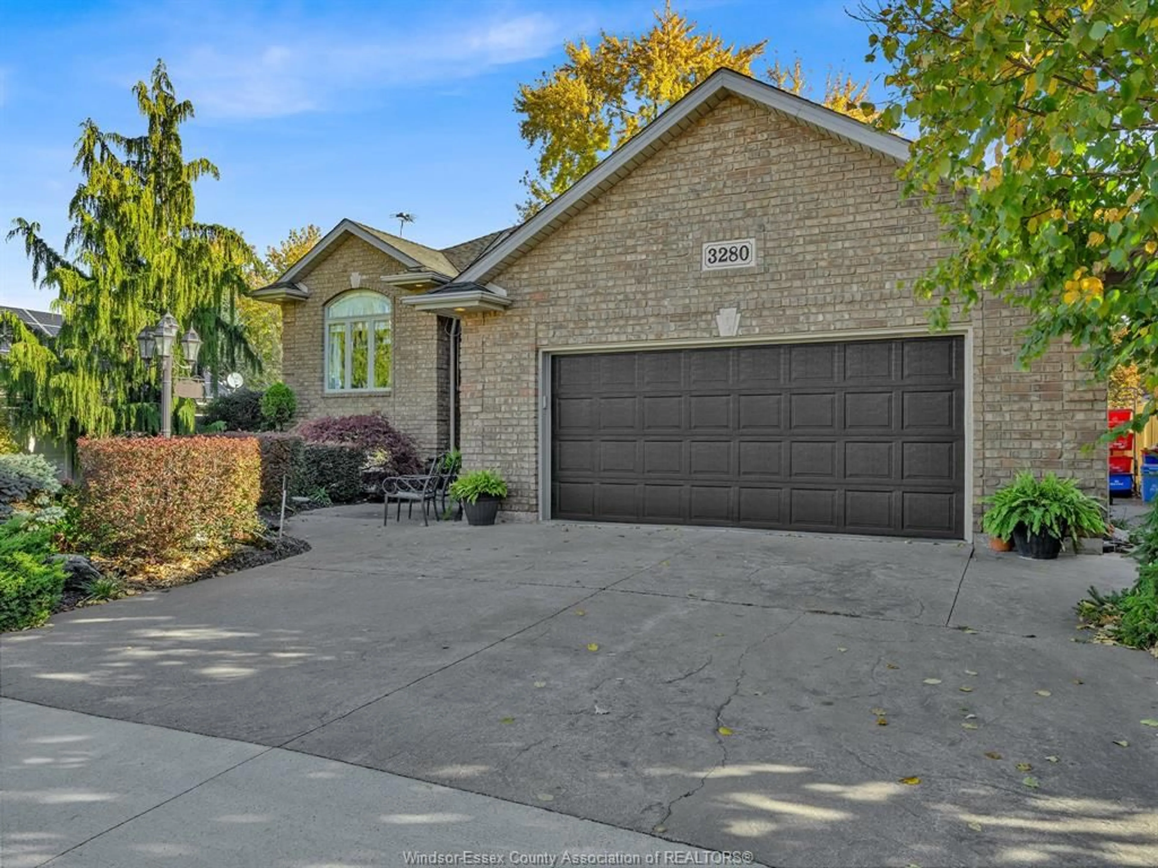 Home with brick exterior material, street for 3280 CALIFORNIA Ave, Windsor Ontario N9E 3K7