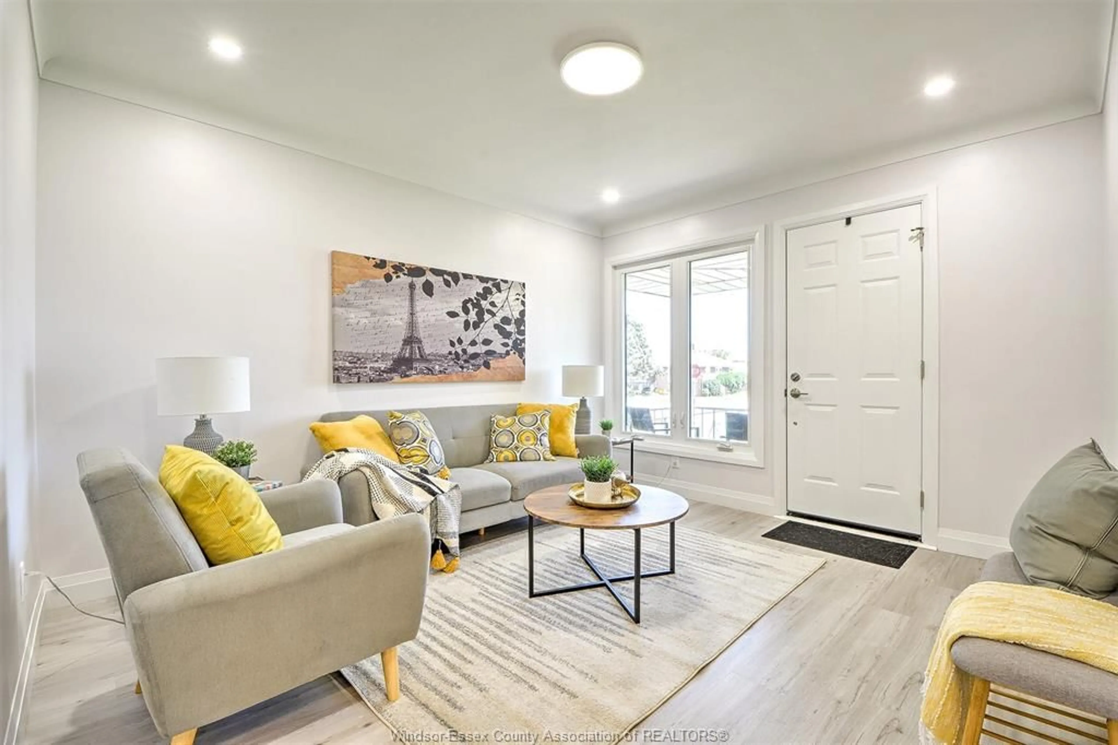 Living room with furniture, unknown for 2503 Meldrum ROAD, Windsor Ontario N8W 4E9