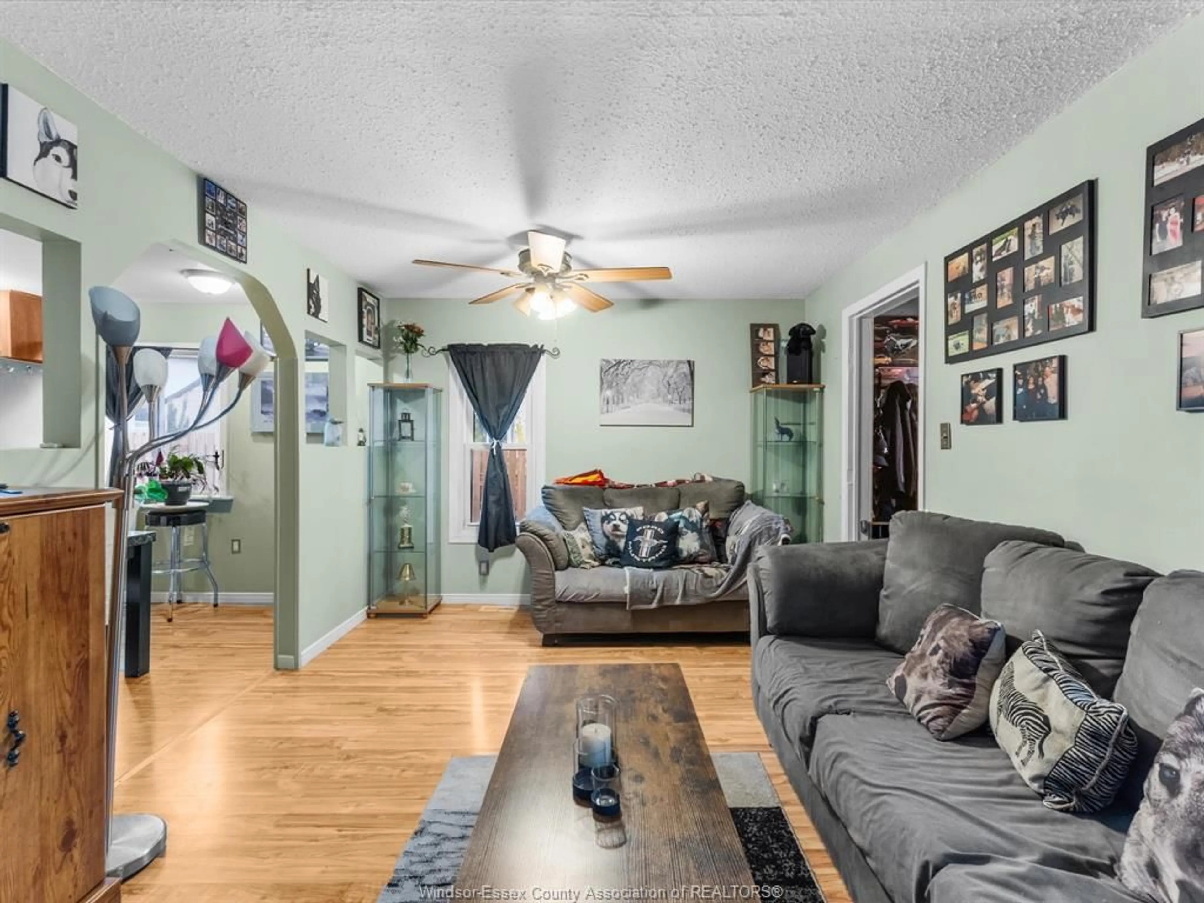 Living room with furniture, unknown for 2509 ALEXIS Rd, Windsor Ontario N9J 1Y3