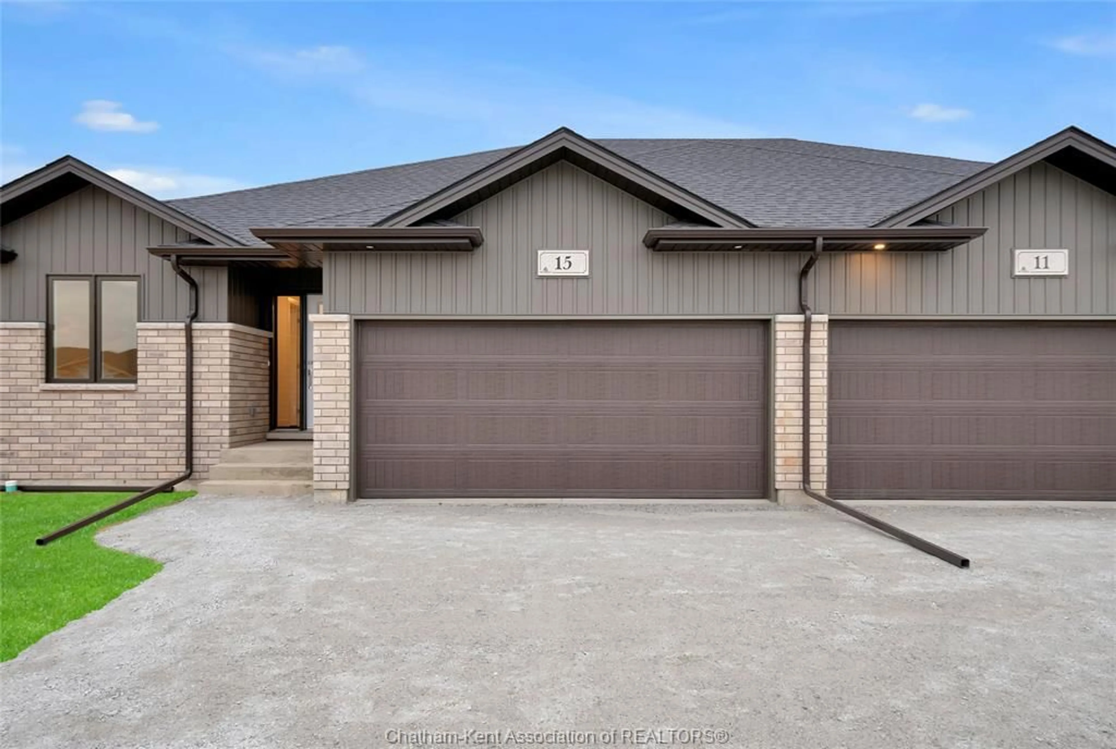 Home with brick exterior material, street for 20 Cornerstone Pl, Chatham Ontario N7M 0V8