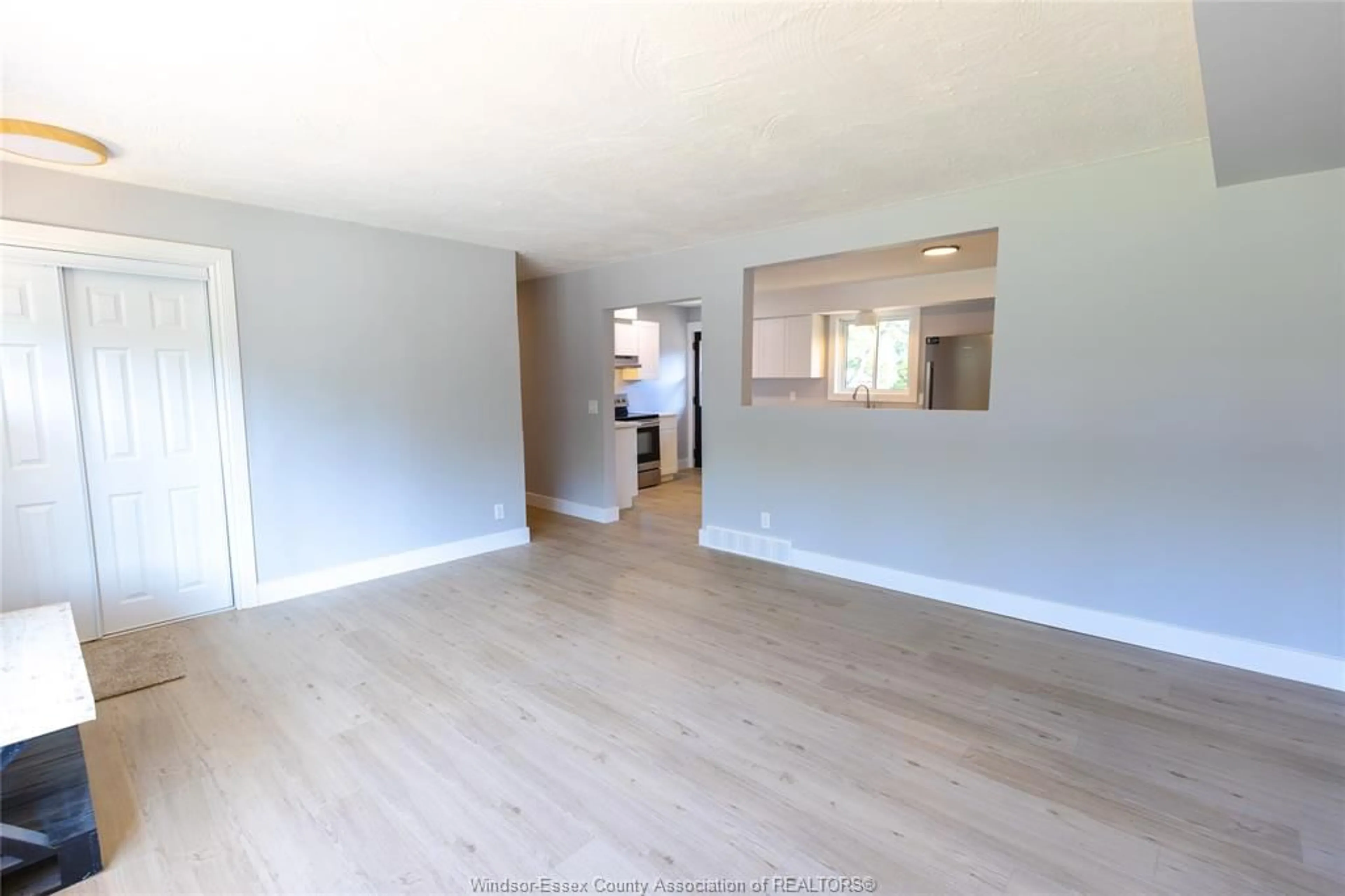 A pic of a room for 595 COUNTY RD 2, Lakeshore Ontario N0R 1A0