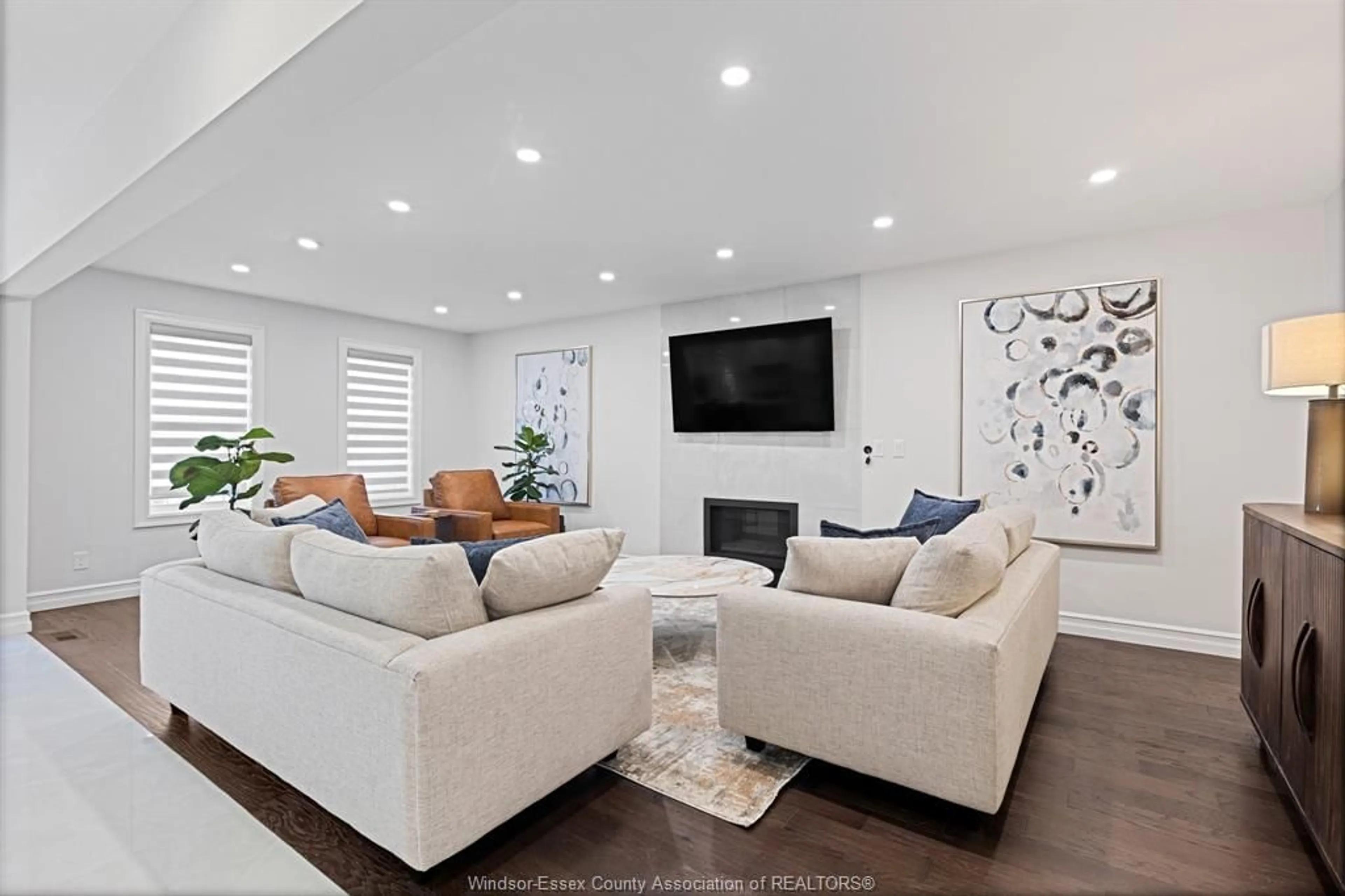 Living room with furniture, unknown for 238 TURNER Cres, Amherstburg Ontario N9V 3T3