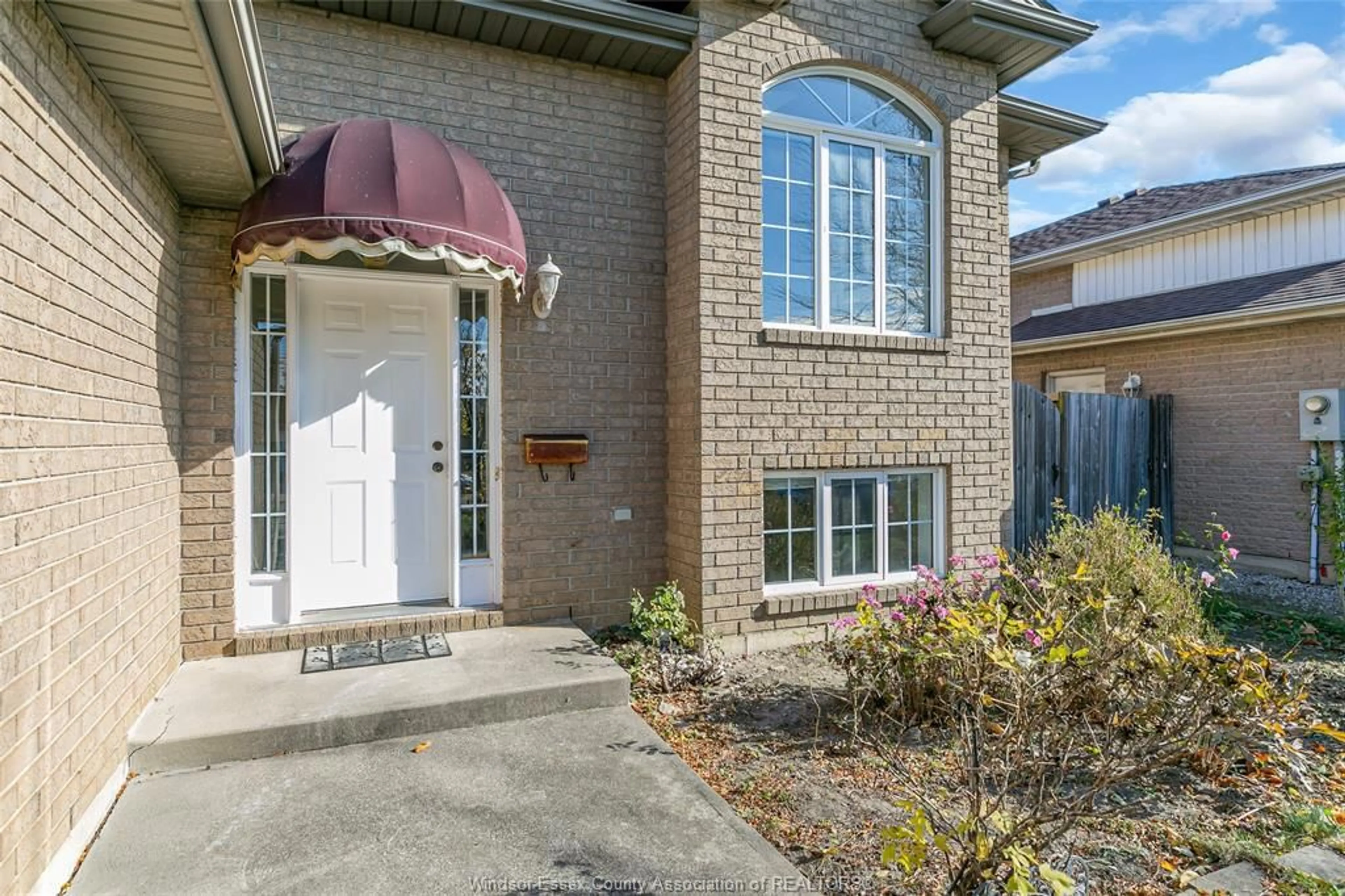 Home with brick exterior material, street for 2210 RANDOLPH Ave, Windsor Ontario N9B 3V9