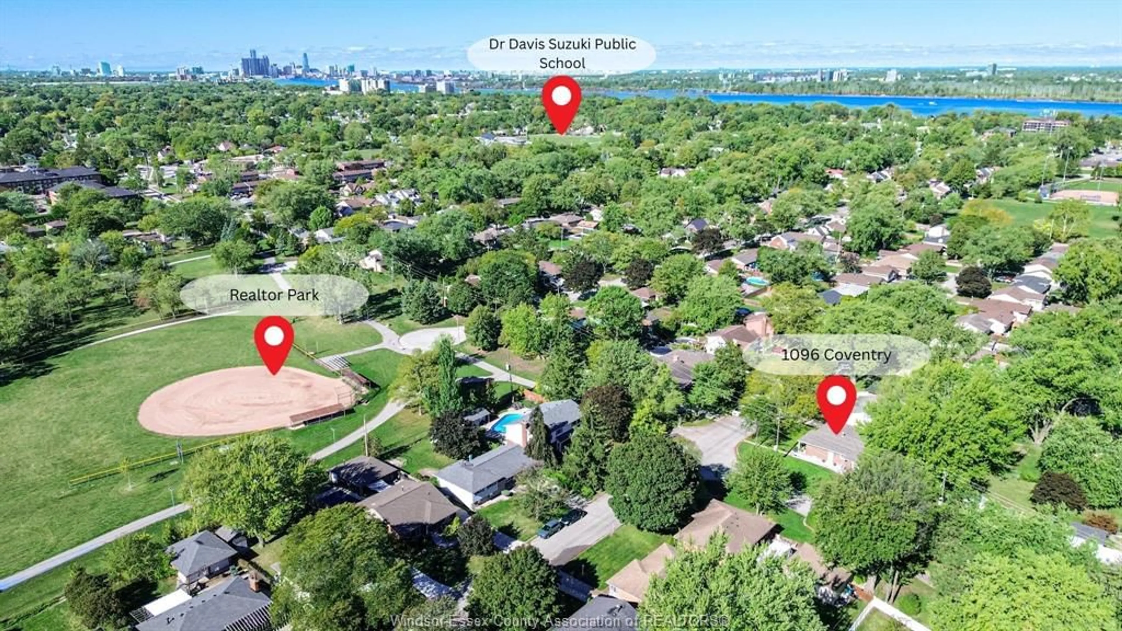 A pic from outside/outdoor area/front of a property/back of a property/a pic from drone, street for 1096 COVENTRY, Windsor Ontario N8X 3T6