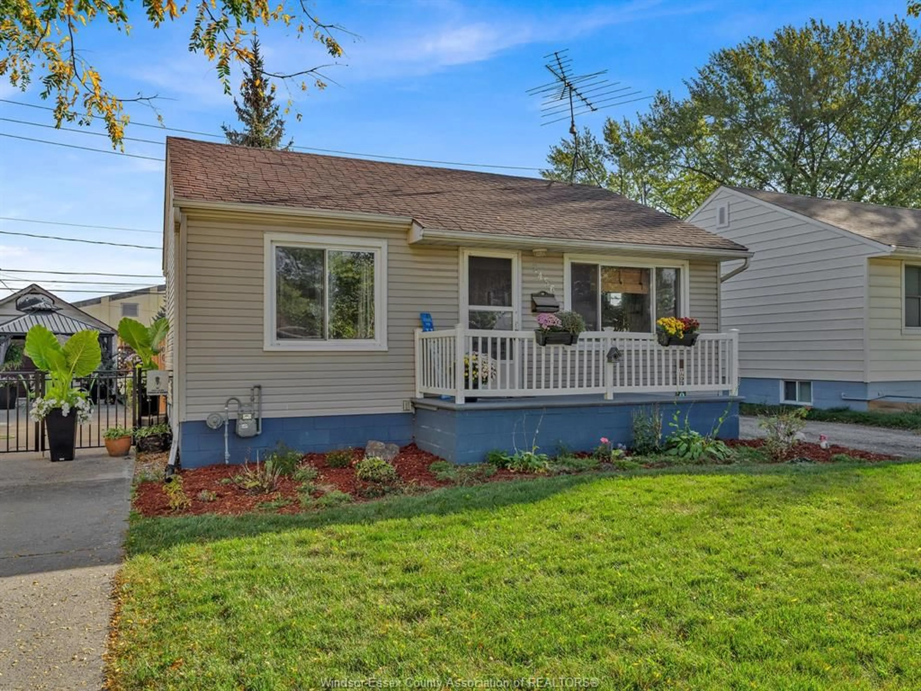 Home with vinyl exterior material, street for 2436 MELDRUM Rd, Windsor Ontario N8W 4E8