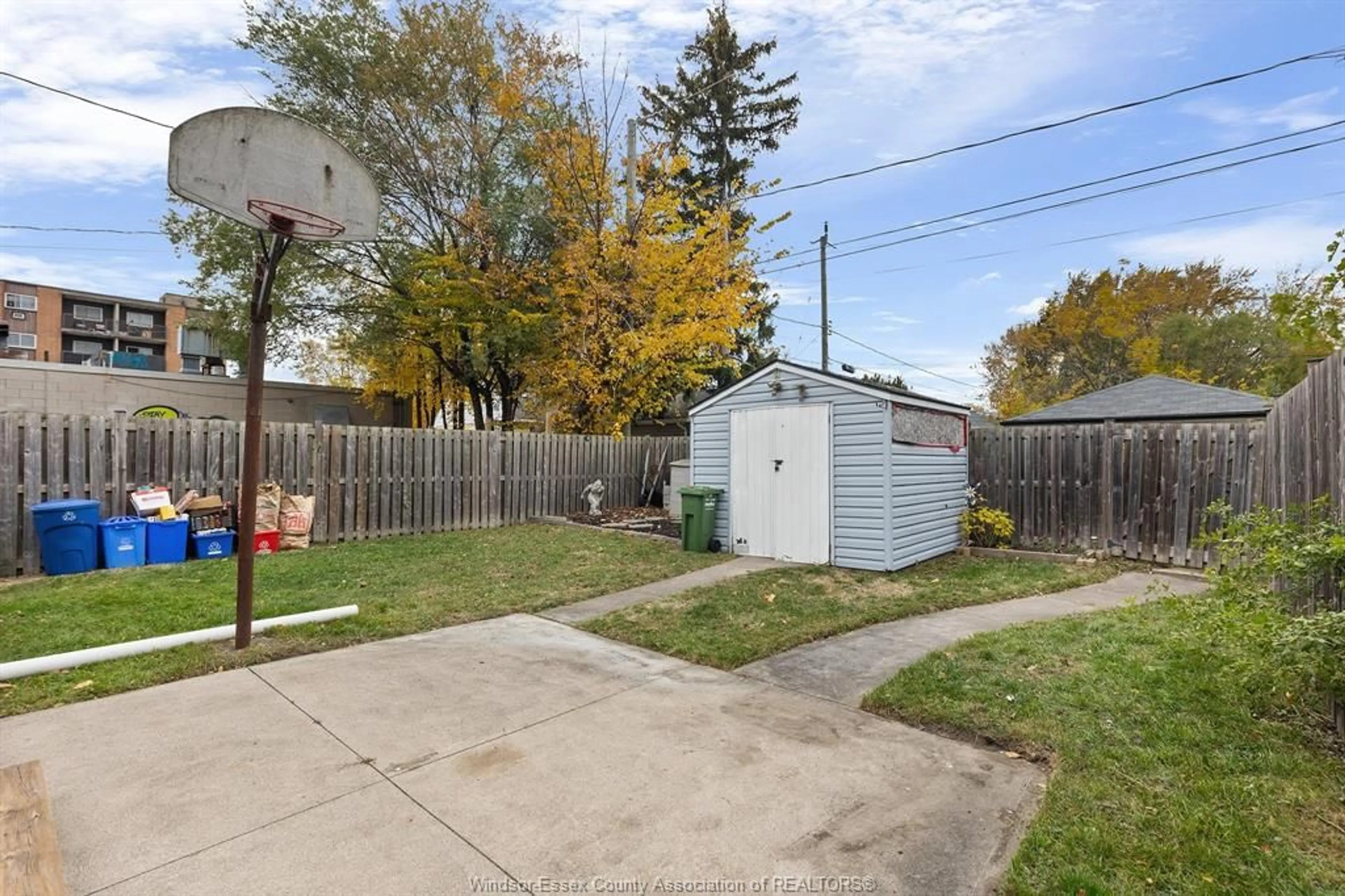 Shed for 4756 SEMINOLE, Windsor Ontario N8Y 2A1